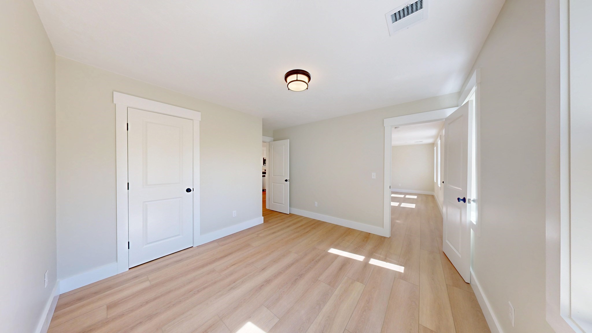 158 Wood Street Property Photo 9