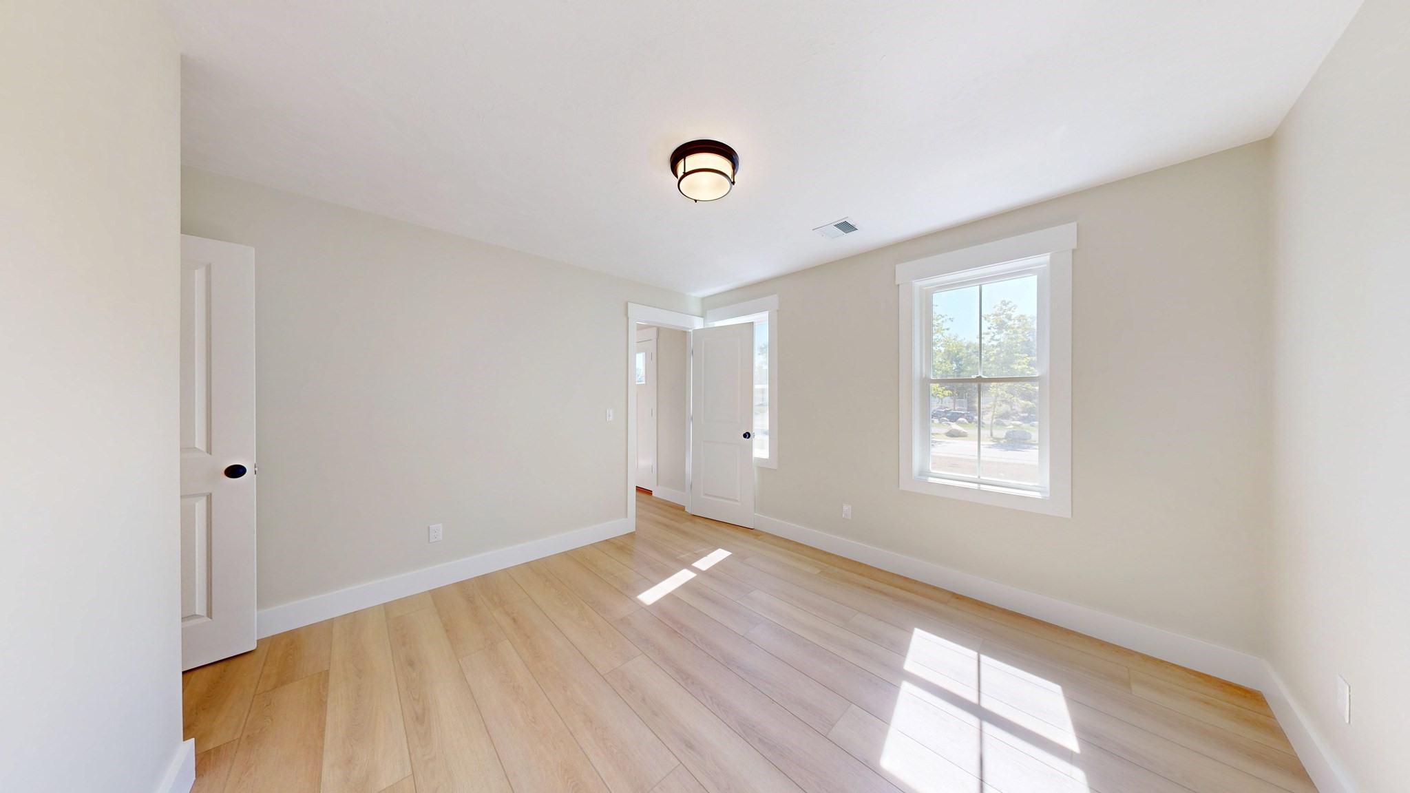 158 Wood Street Property Photo 10