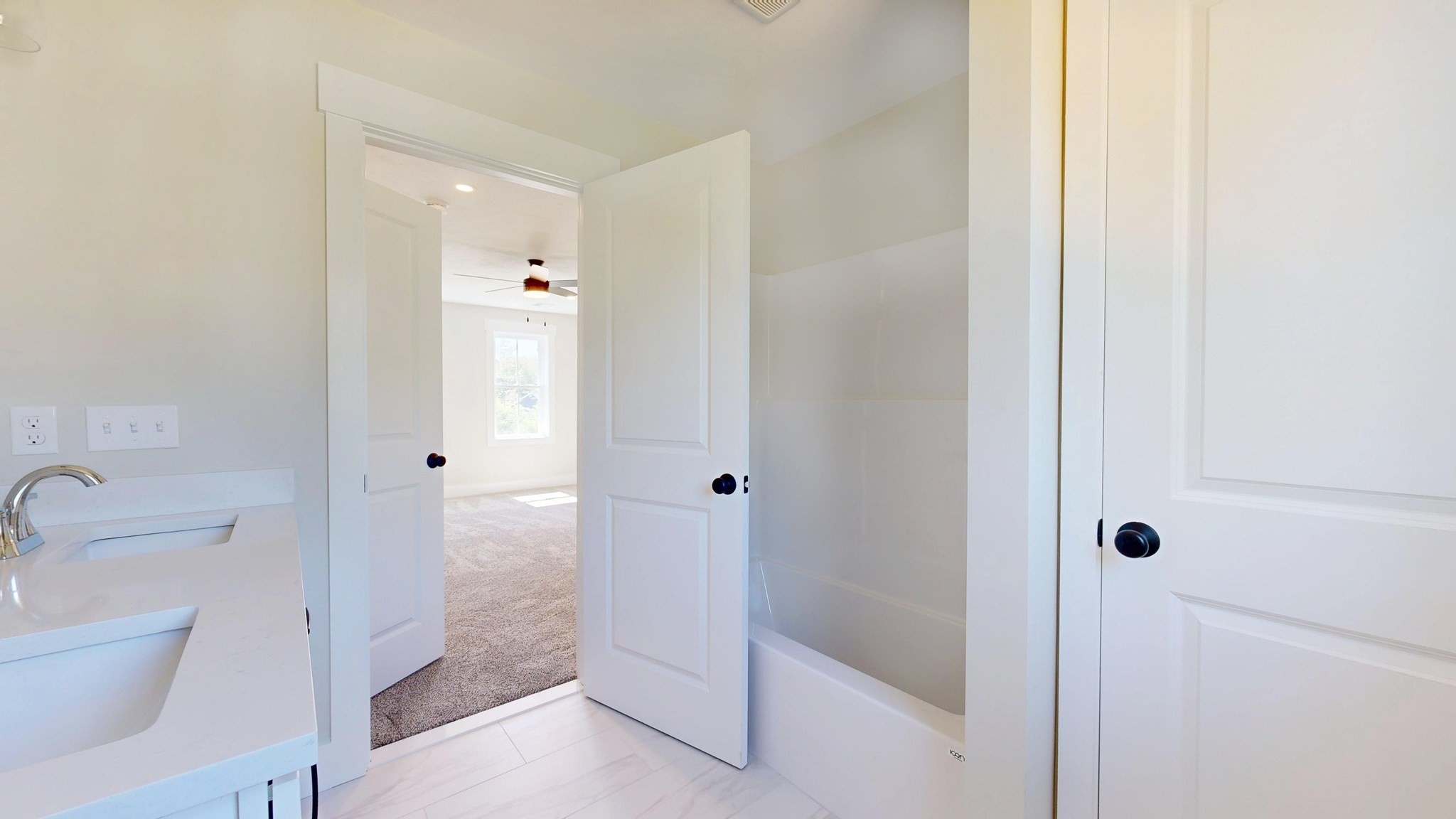 158 Wood Street Property Photo 18