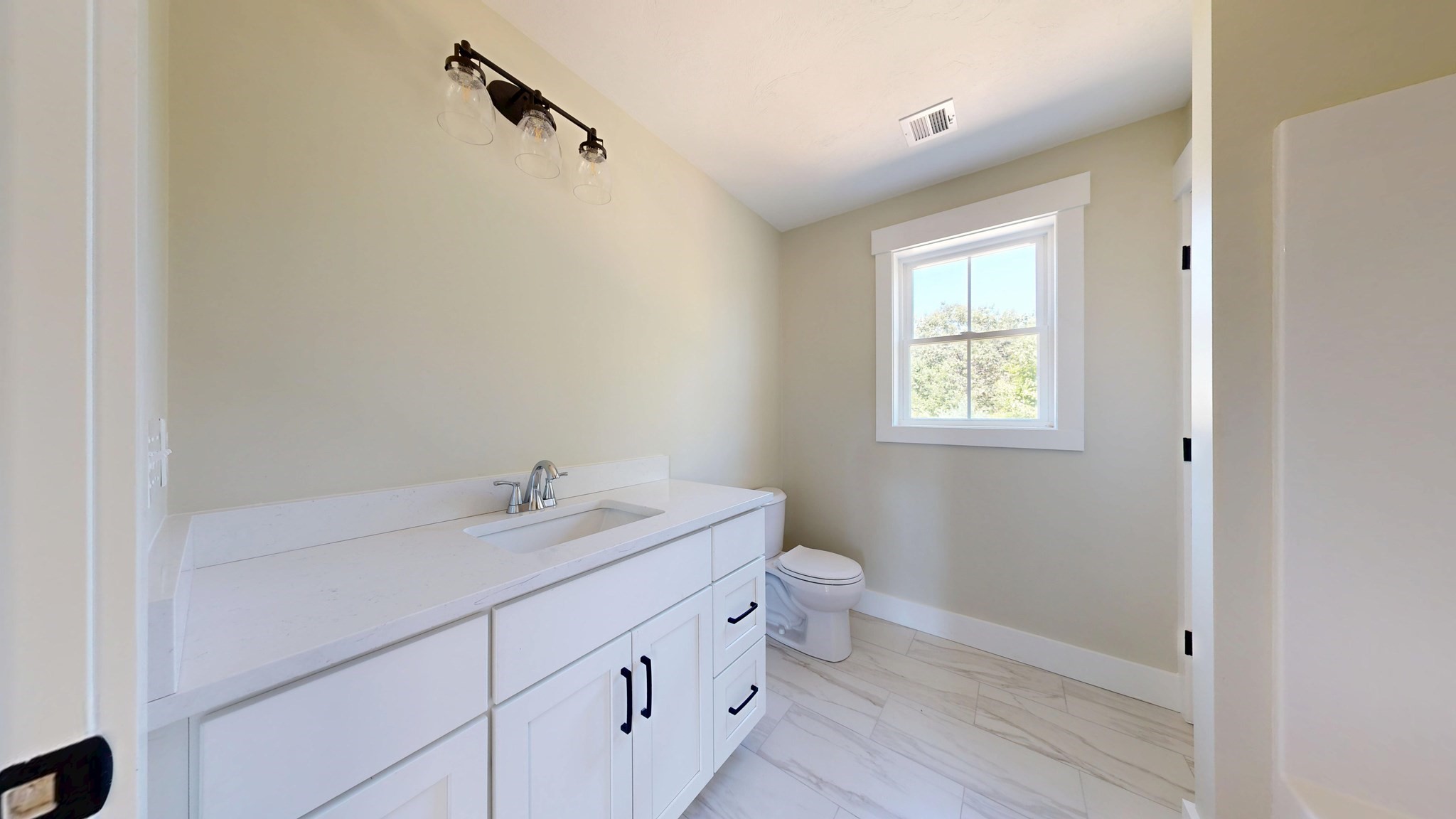 158 Wood Street Property Photo 24