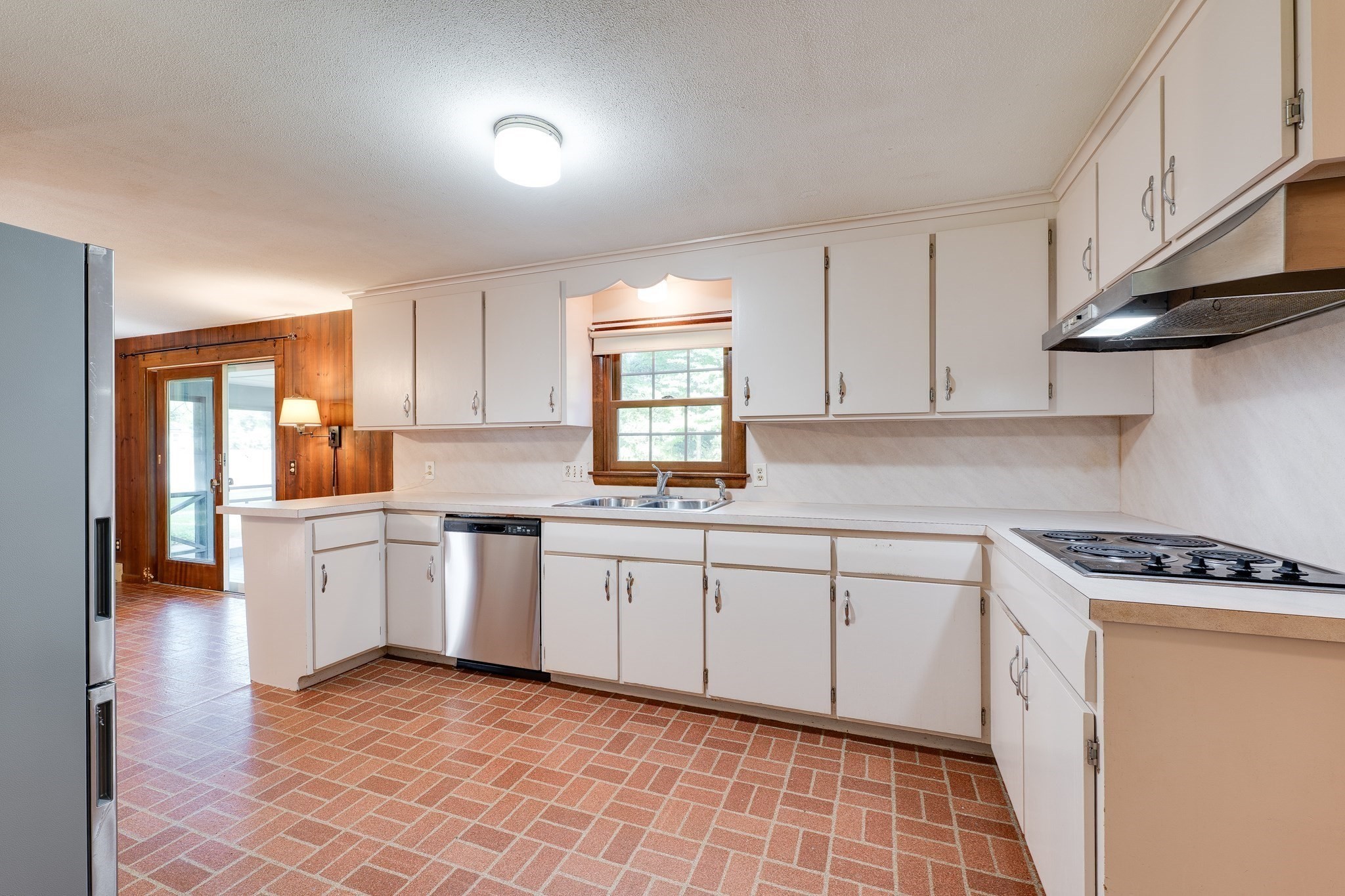 29 Indian Spring Rd Property Photo 2