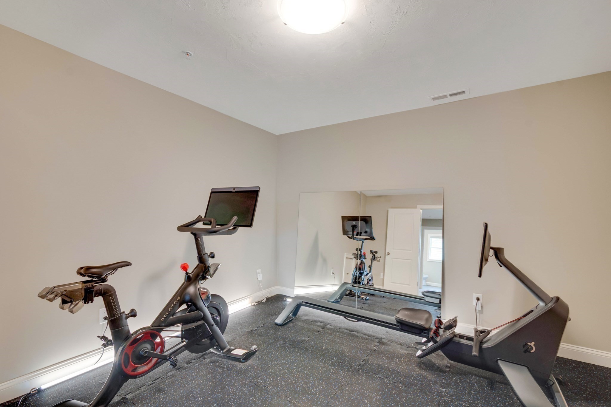 837 Ledgewood Way # 837 Property Photo 20