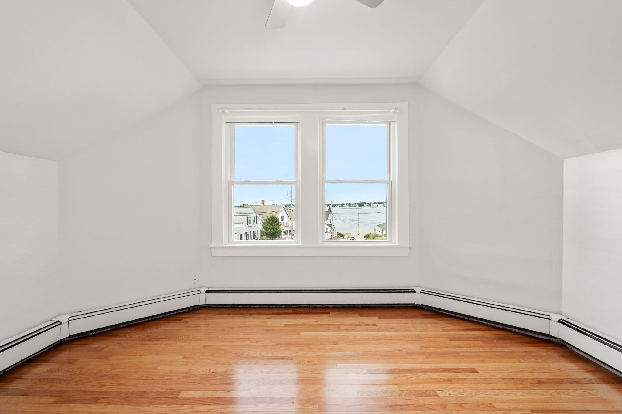 45 Holbrook Rd Property Photo 18