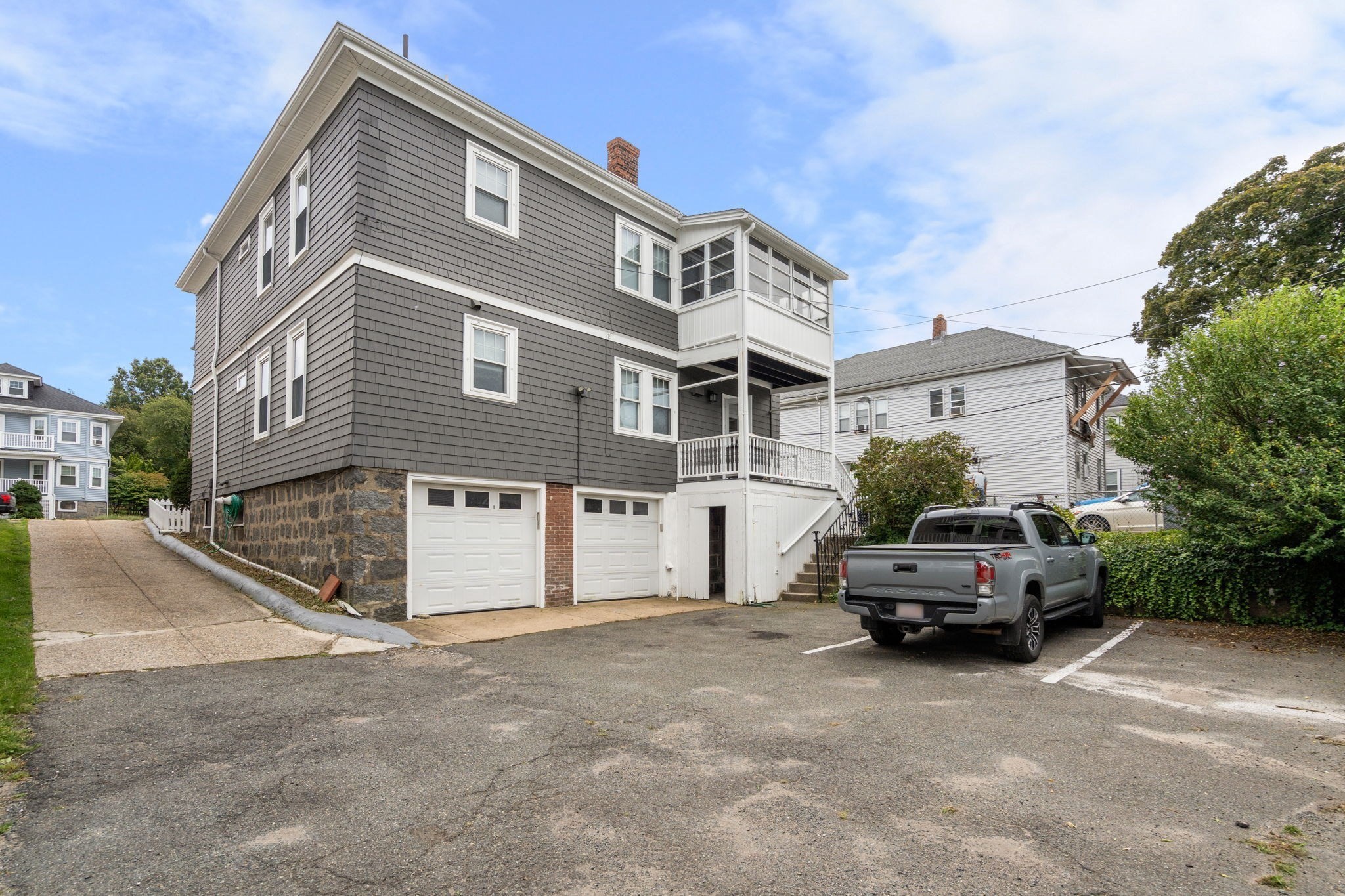 588 Gallivan Blvd Property Photo 39