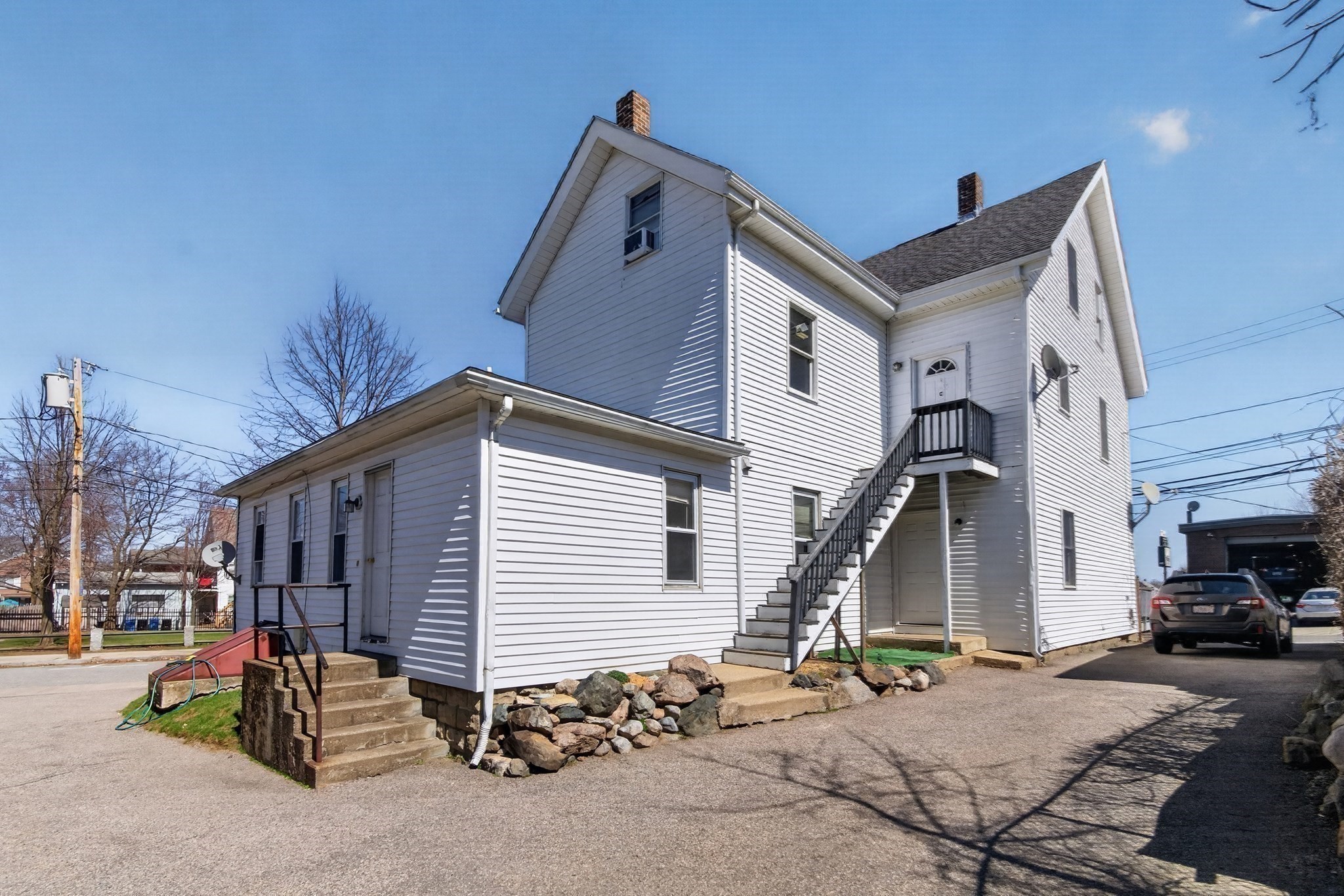 227-229 Newton Street Property Photo 11
