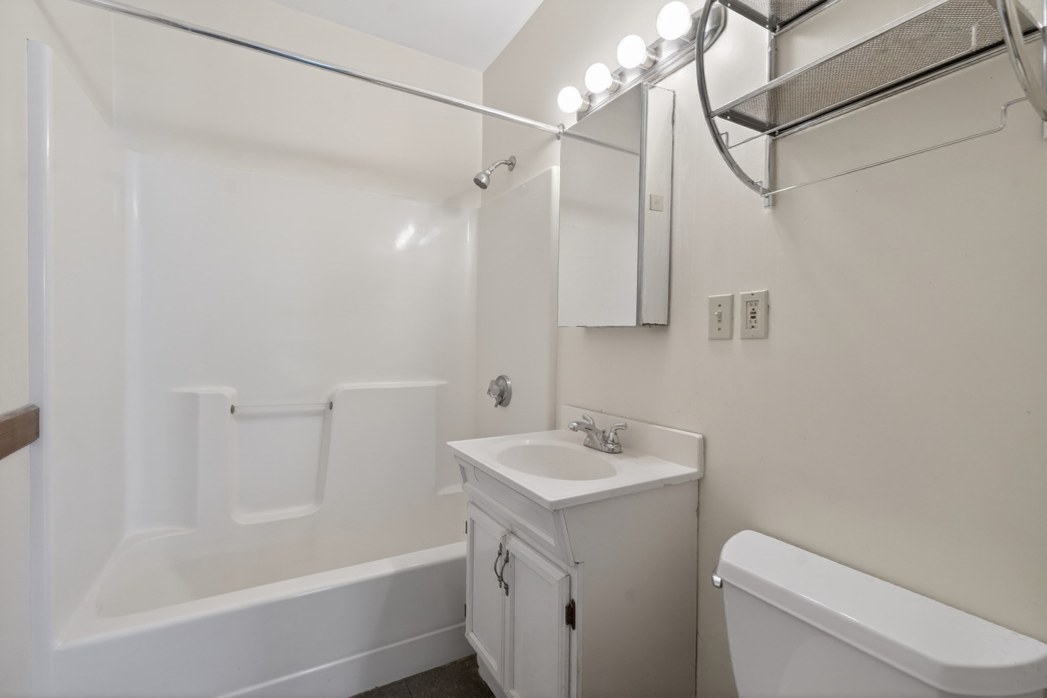 227-229 Newton Street Property Photo 15