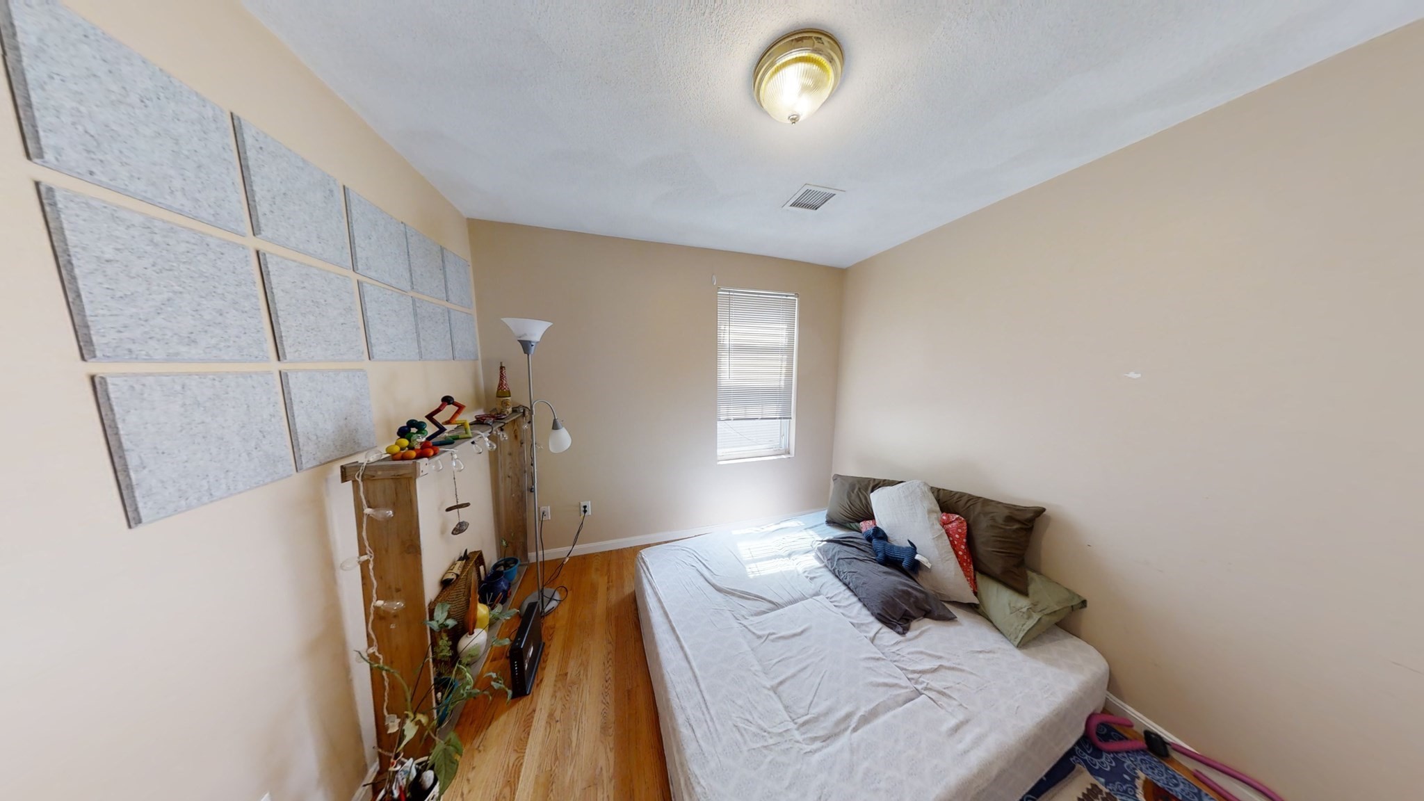 52 Brooks Street # 2 Property Photo 5