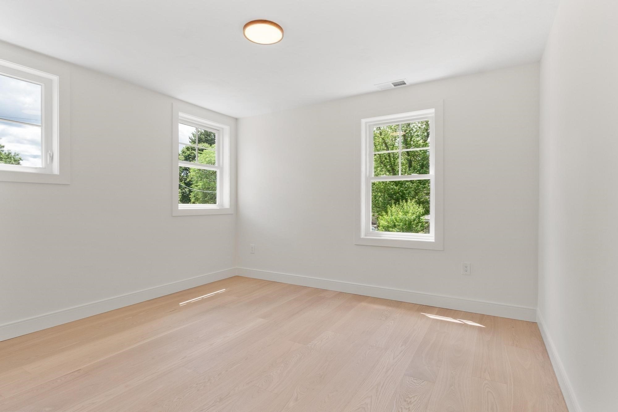 58 Neillian Street Property Photo 25