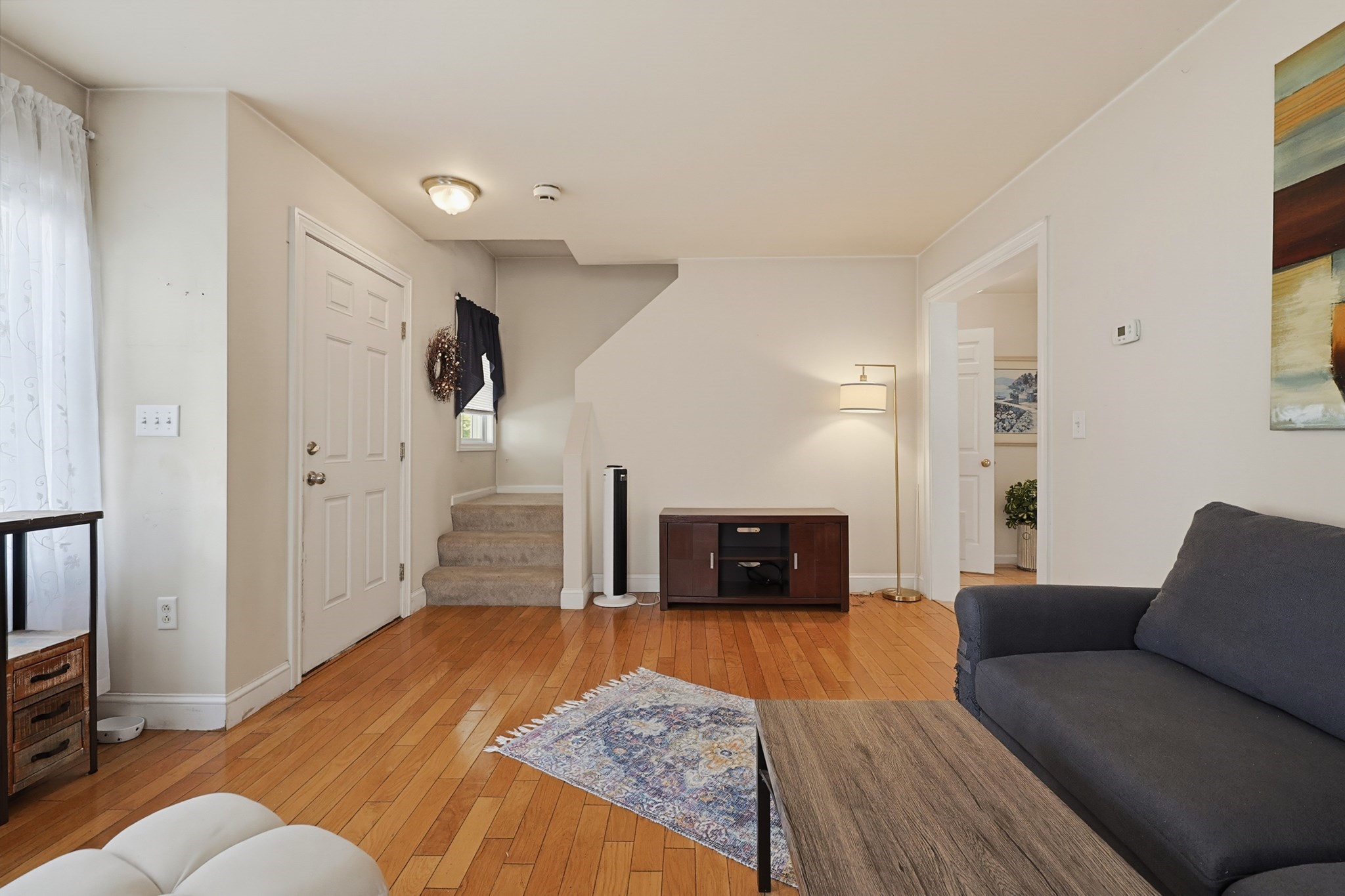 474 Plantation St Property Photo 3