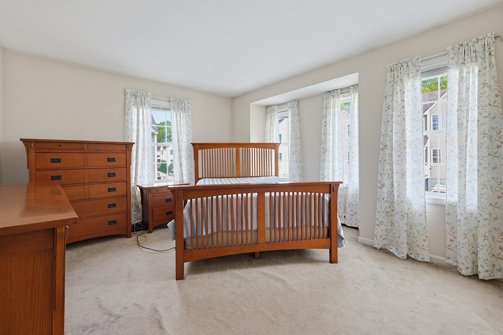 474 Plantation St Property Photo 14