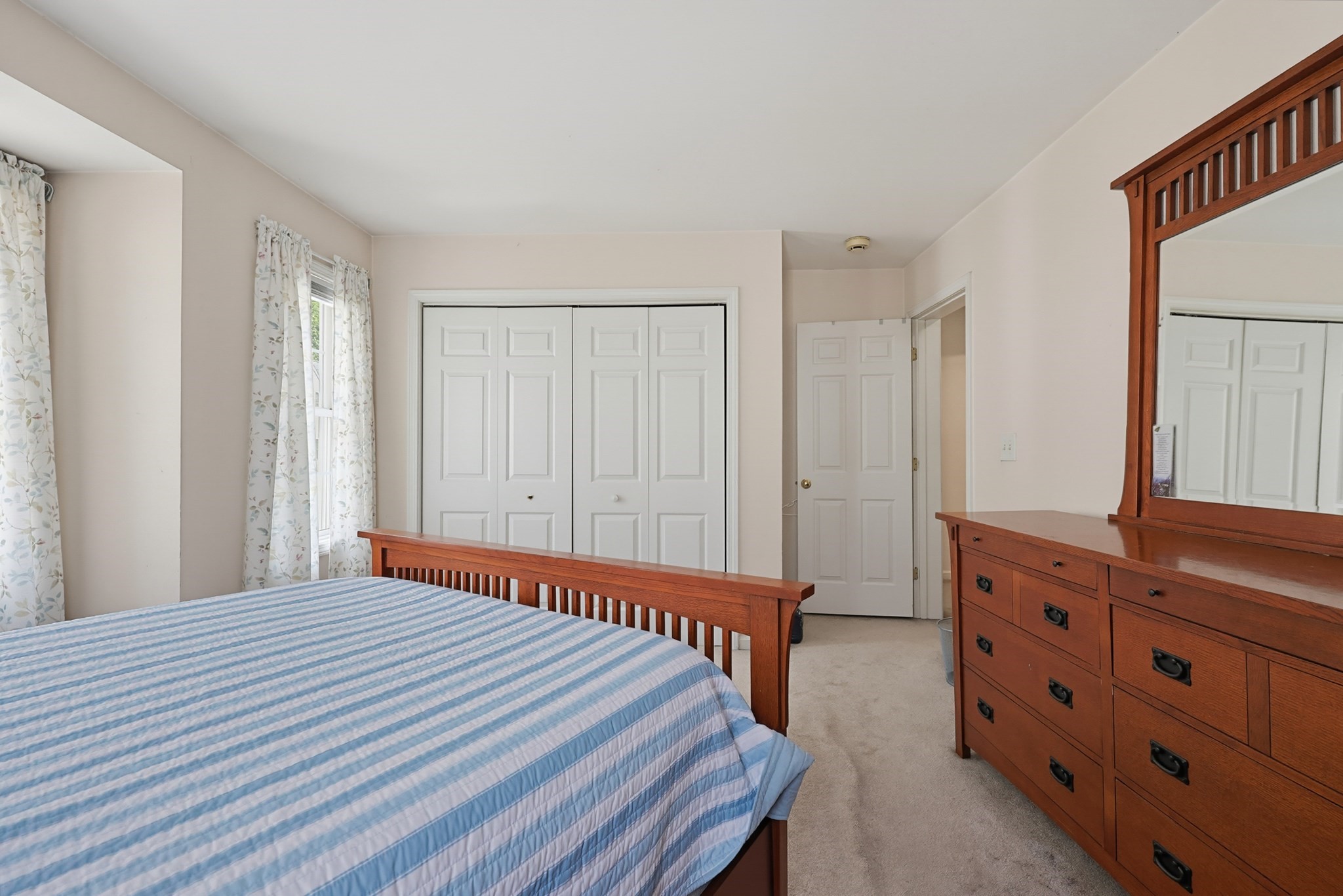 474 Plantation St Property Photo 16
