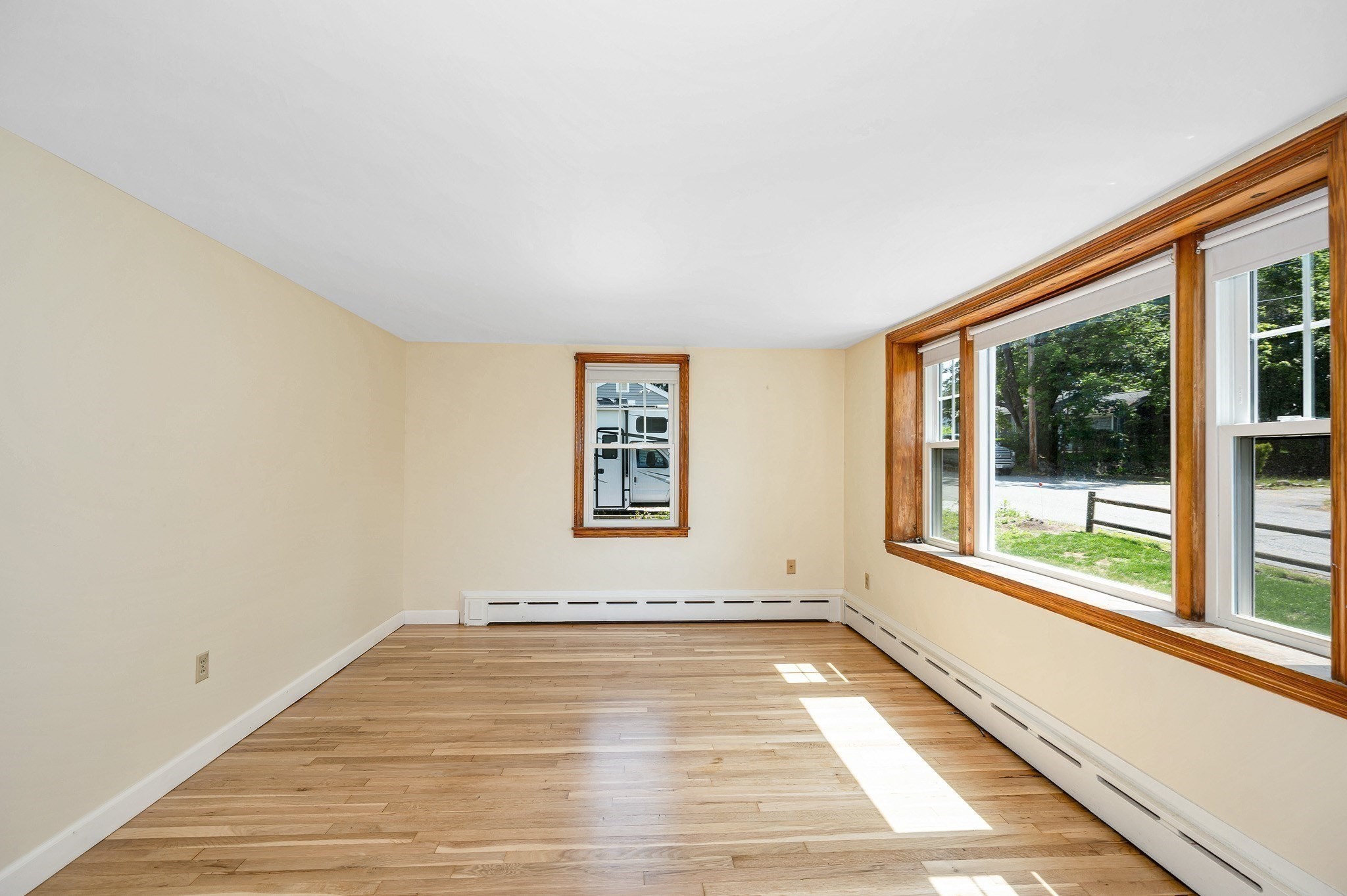 9 Hinckley Rd Property Photo 4