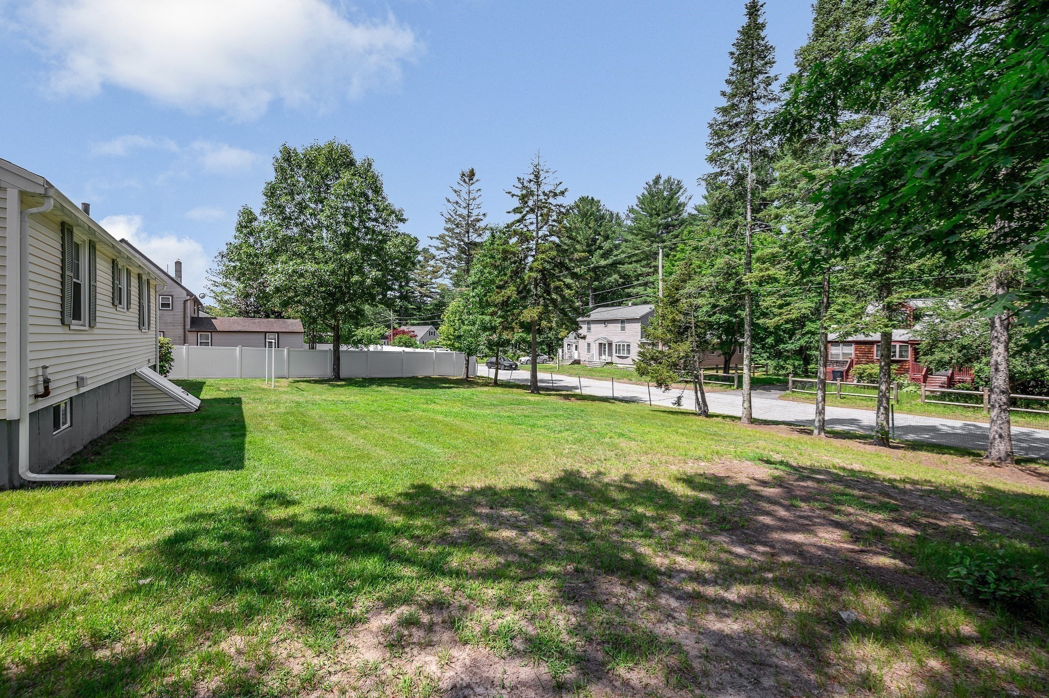 9 Hinckley Rd Property Photo 15