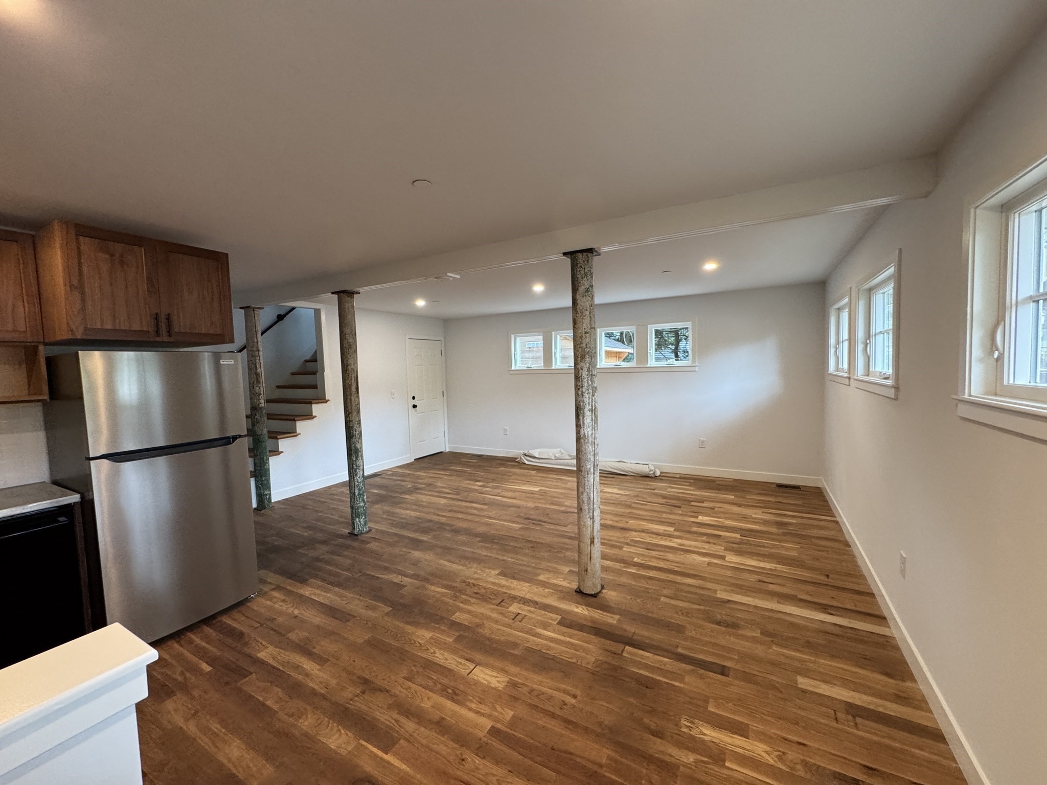 69 Bowen # 2 Property Photo 4