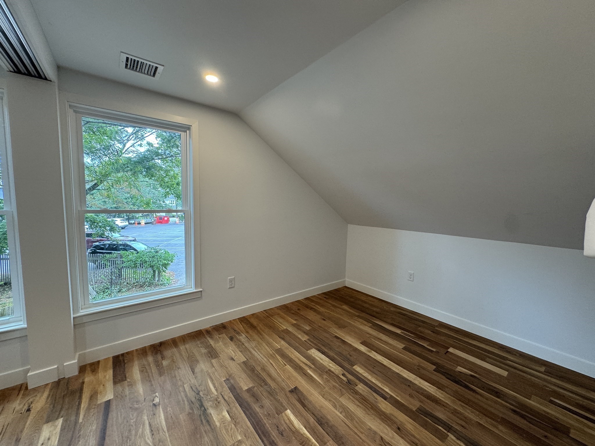 69 Bowen # 2 Property Photo 8