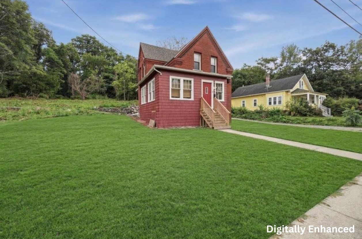 1307 Millbury Street Property Photo 1