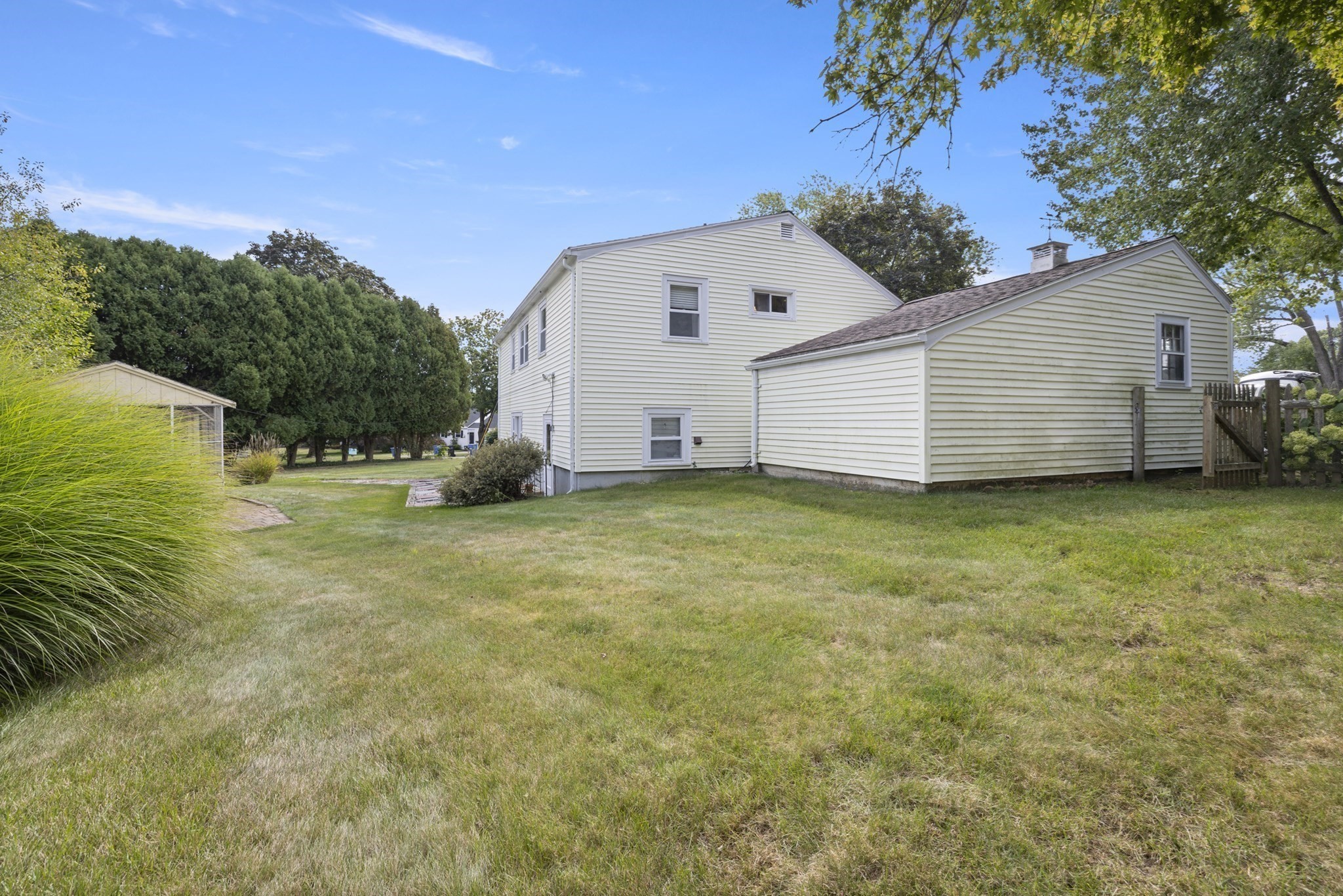 8 Russell Road Property Photo 3