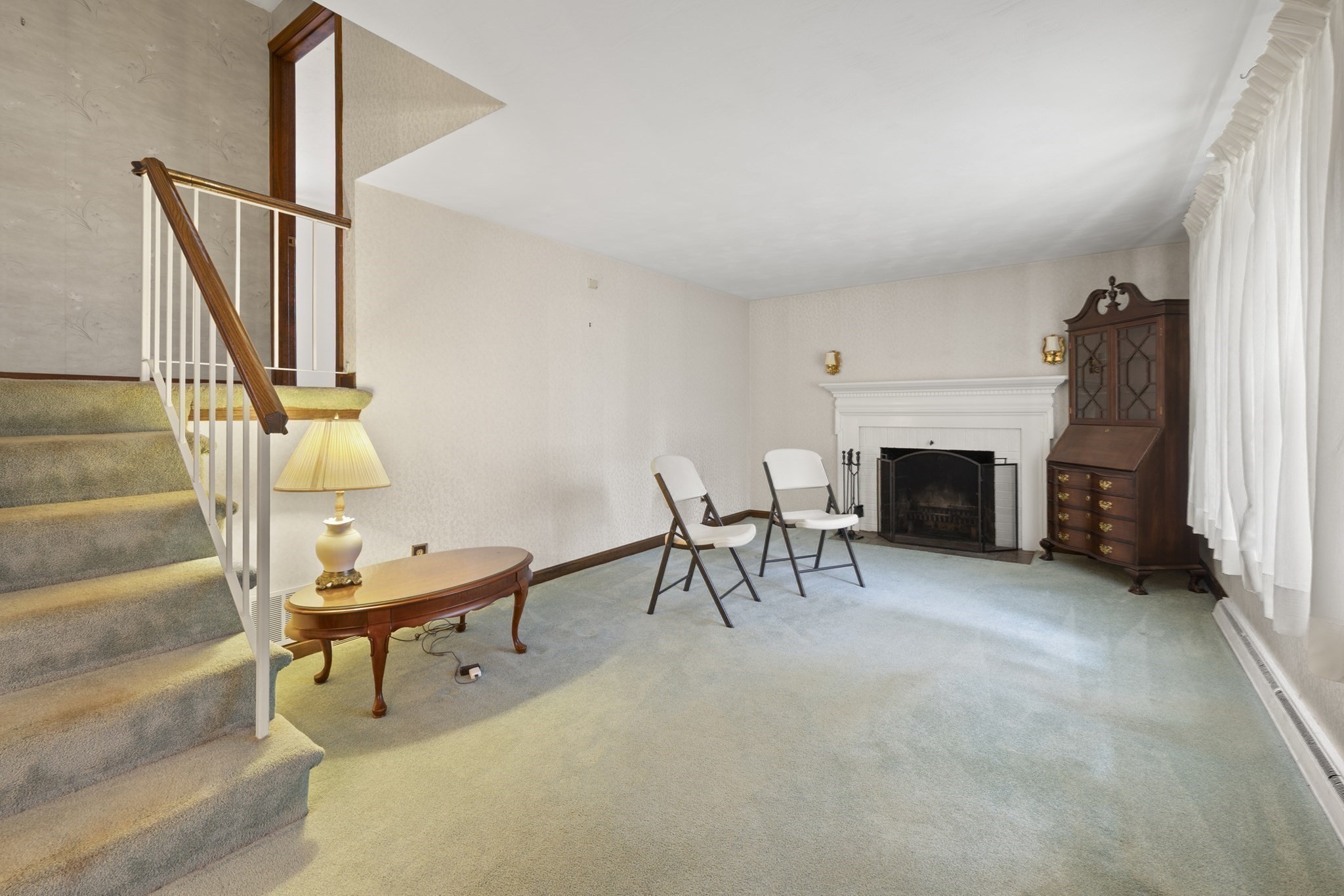 8 Russell Road Property Photo 9