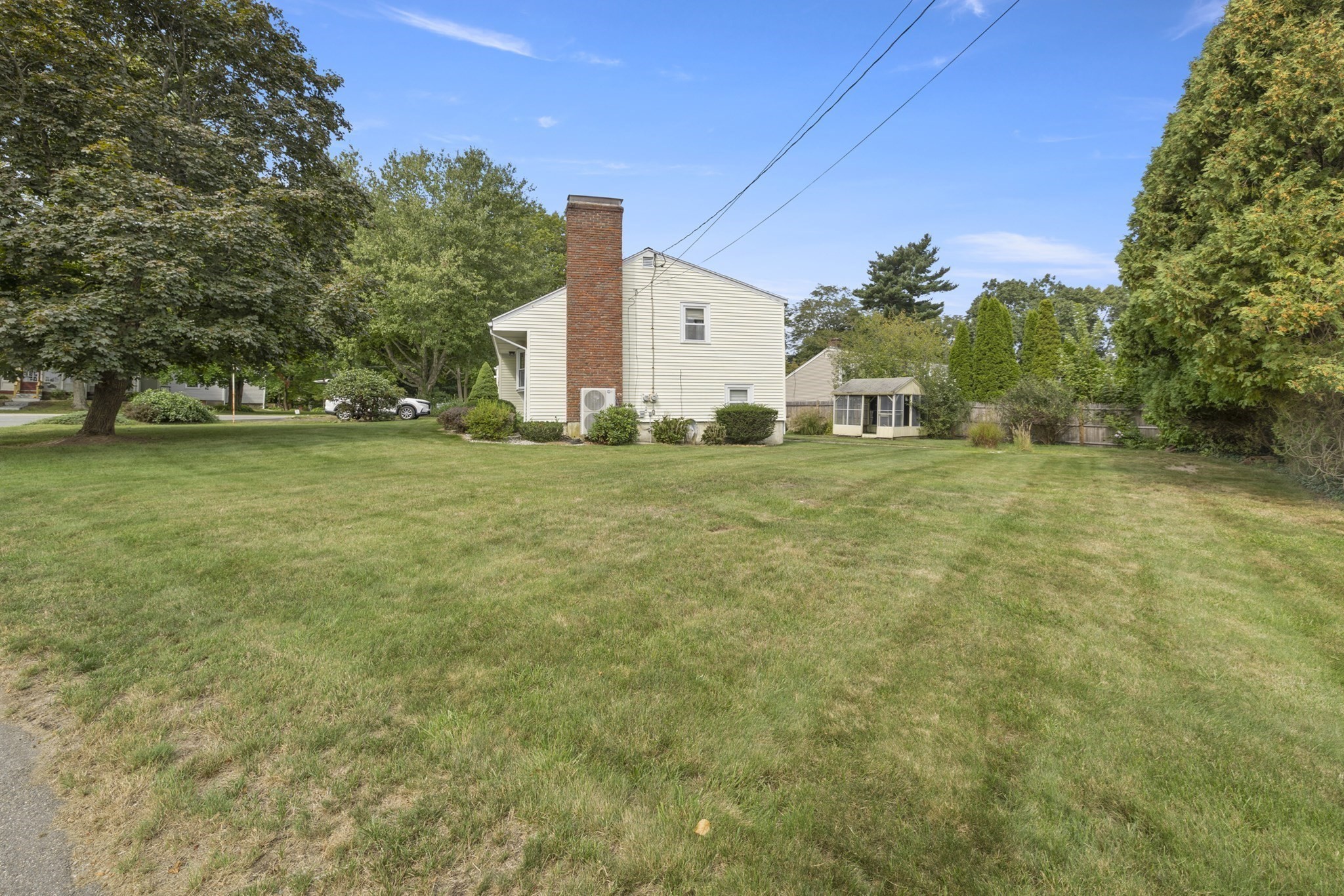8 Russell Road Property Photo 20