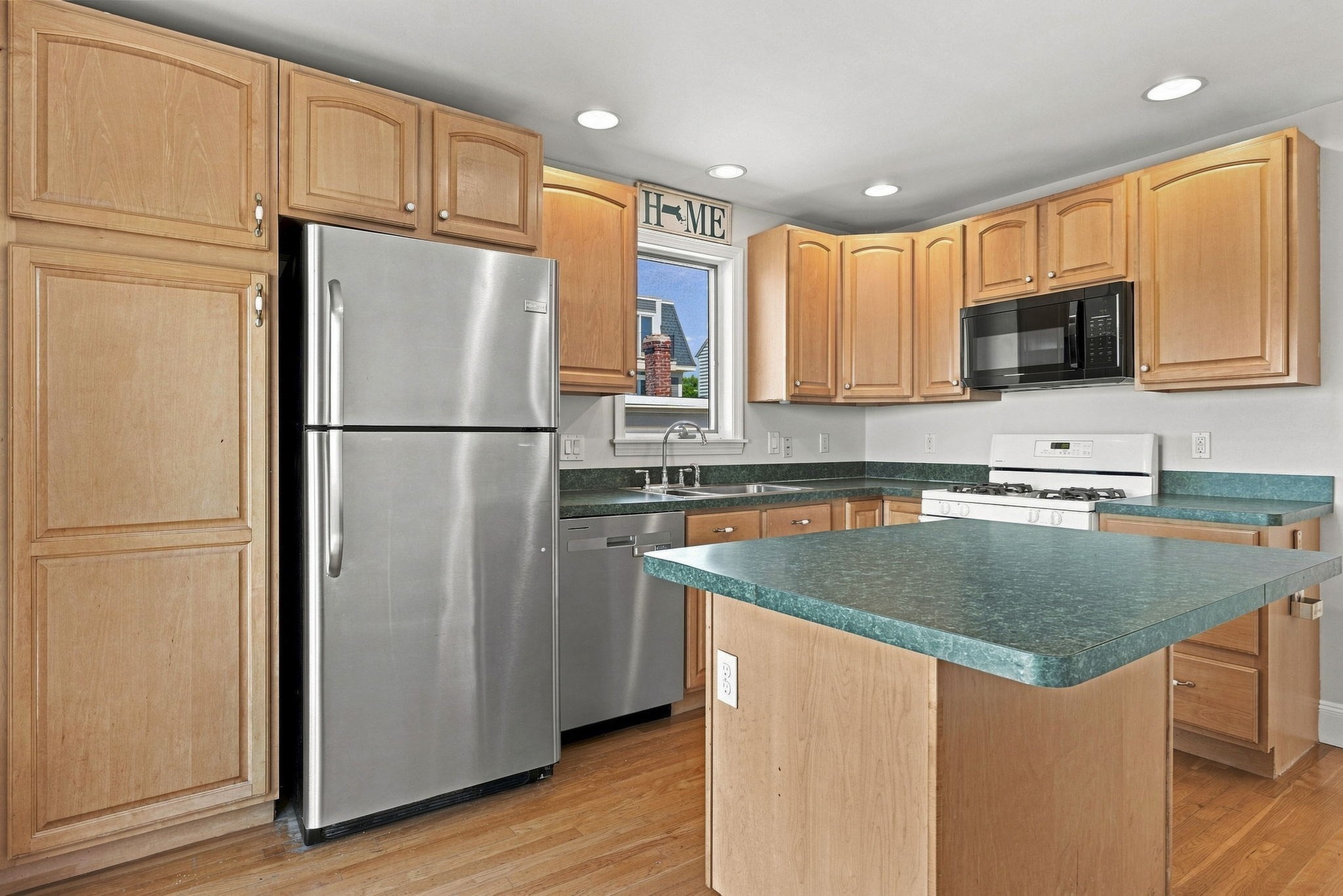 67 Old Harbor Street # 3 Property Photo 2