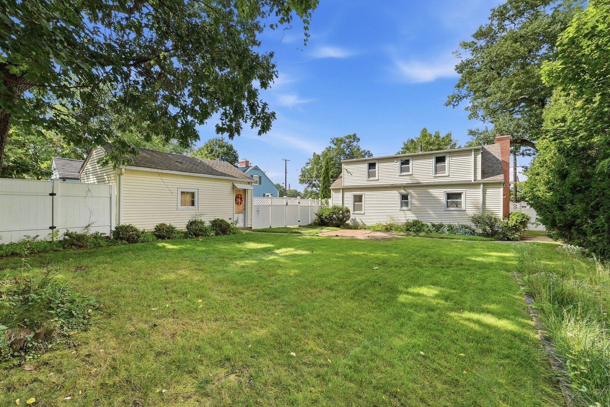 401 Kings Hwy Property Photo 4