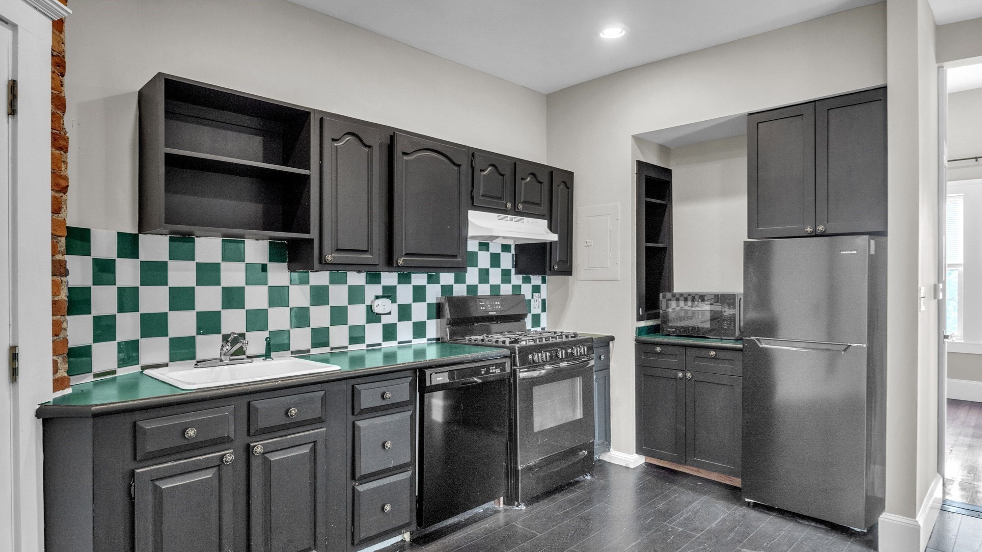 44 Pingree St # 5 Property Photo 5