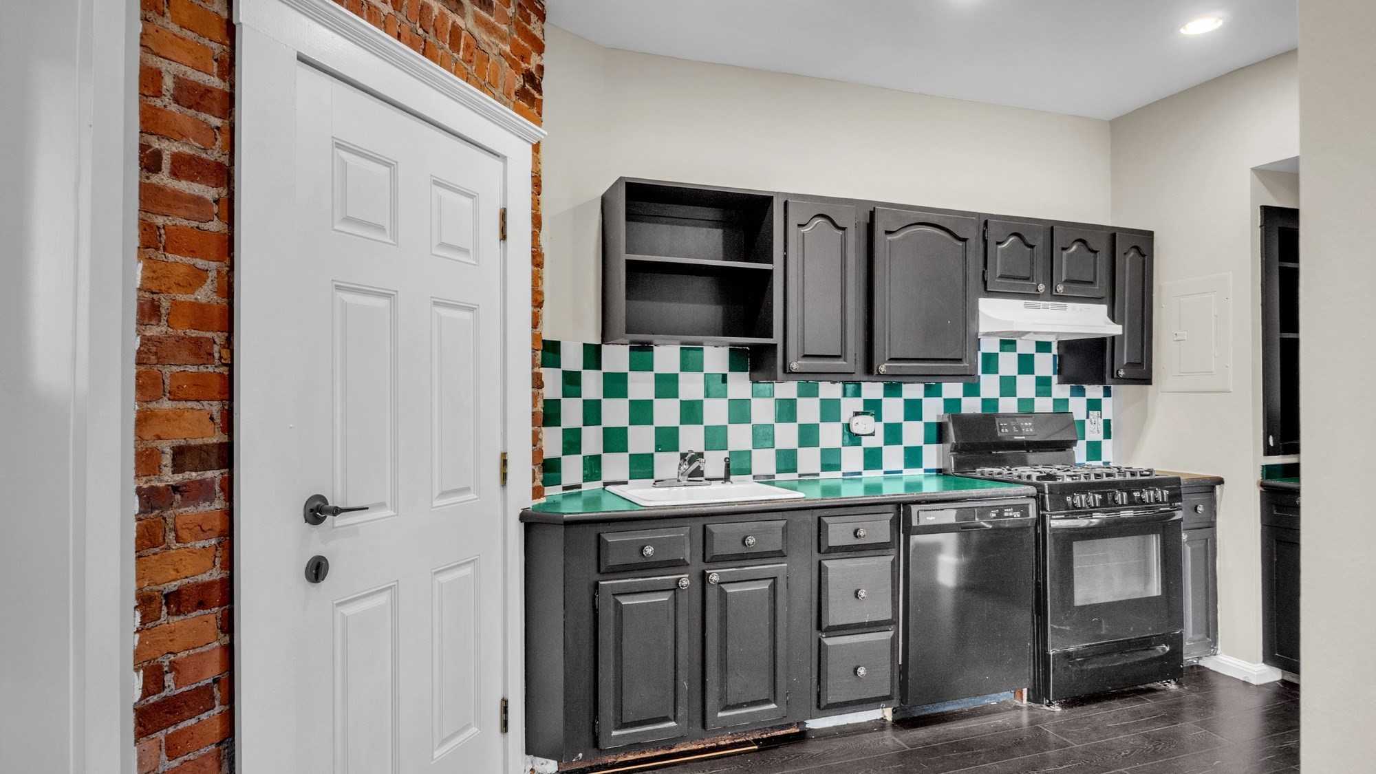 44 Pingree St # 5 Property Photo 6