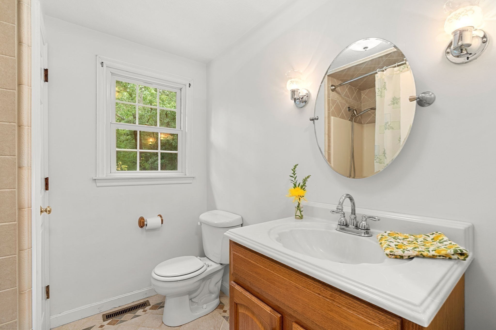 19 Noel Rd Property Photo 25