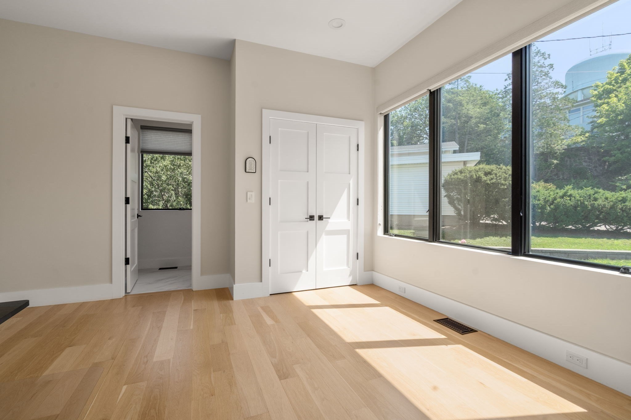 20 Peach Tree Lane Property Photo 12