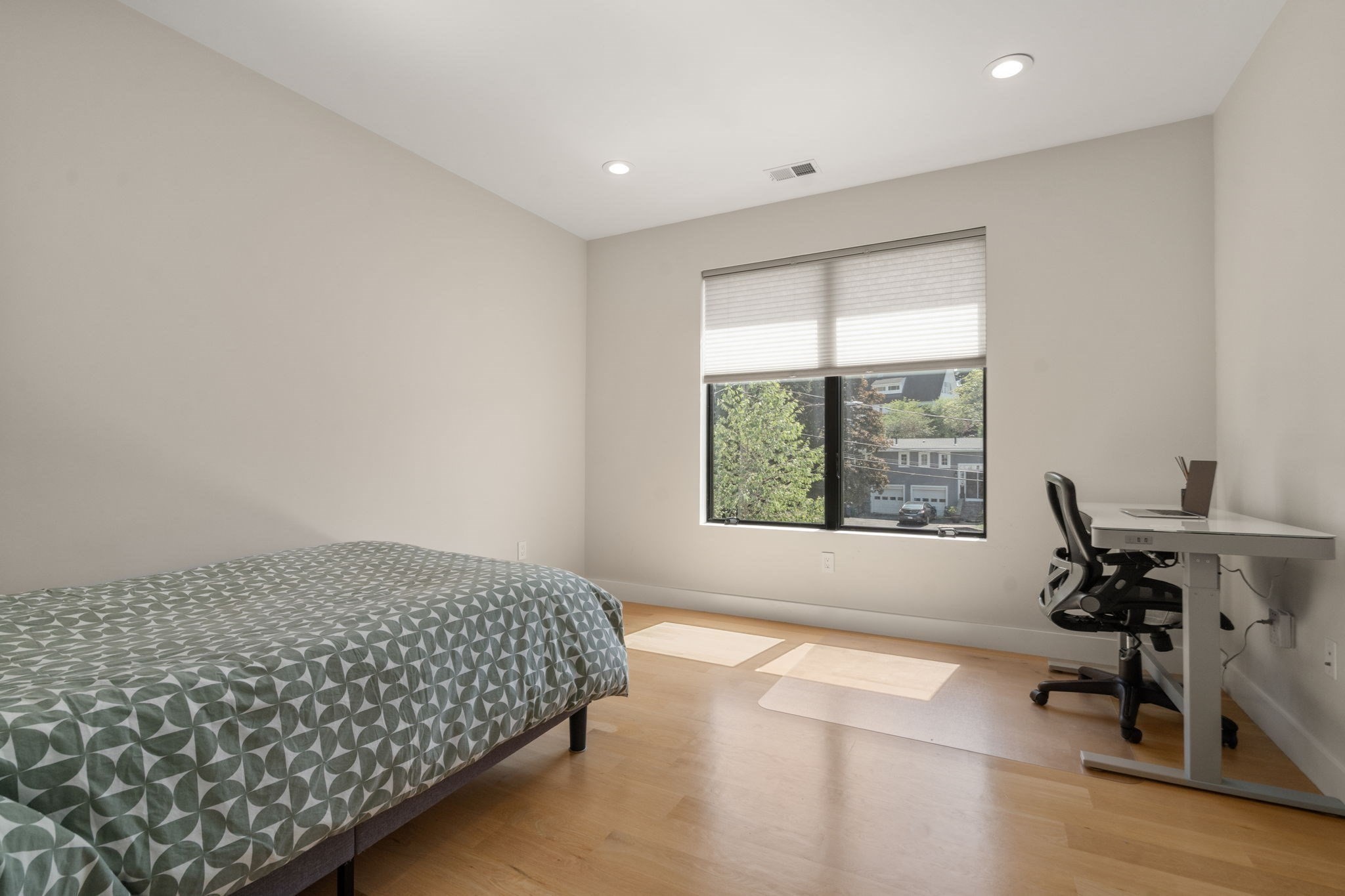 20 Peach Tree Lane Property Photo 25