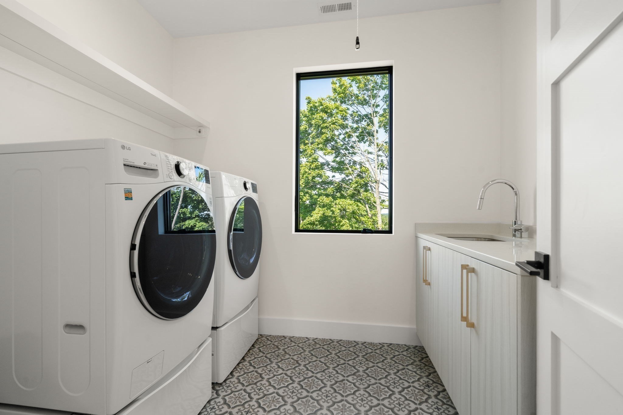 20 Peach Tree Lane Property Photo 30