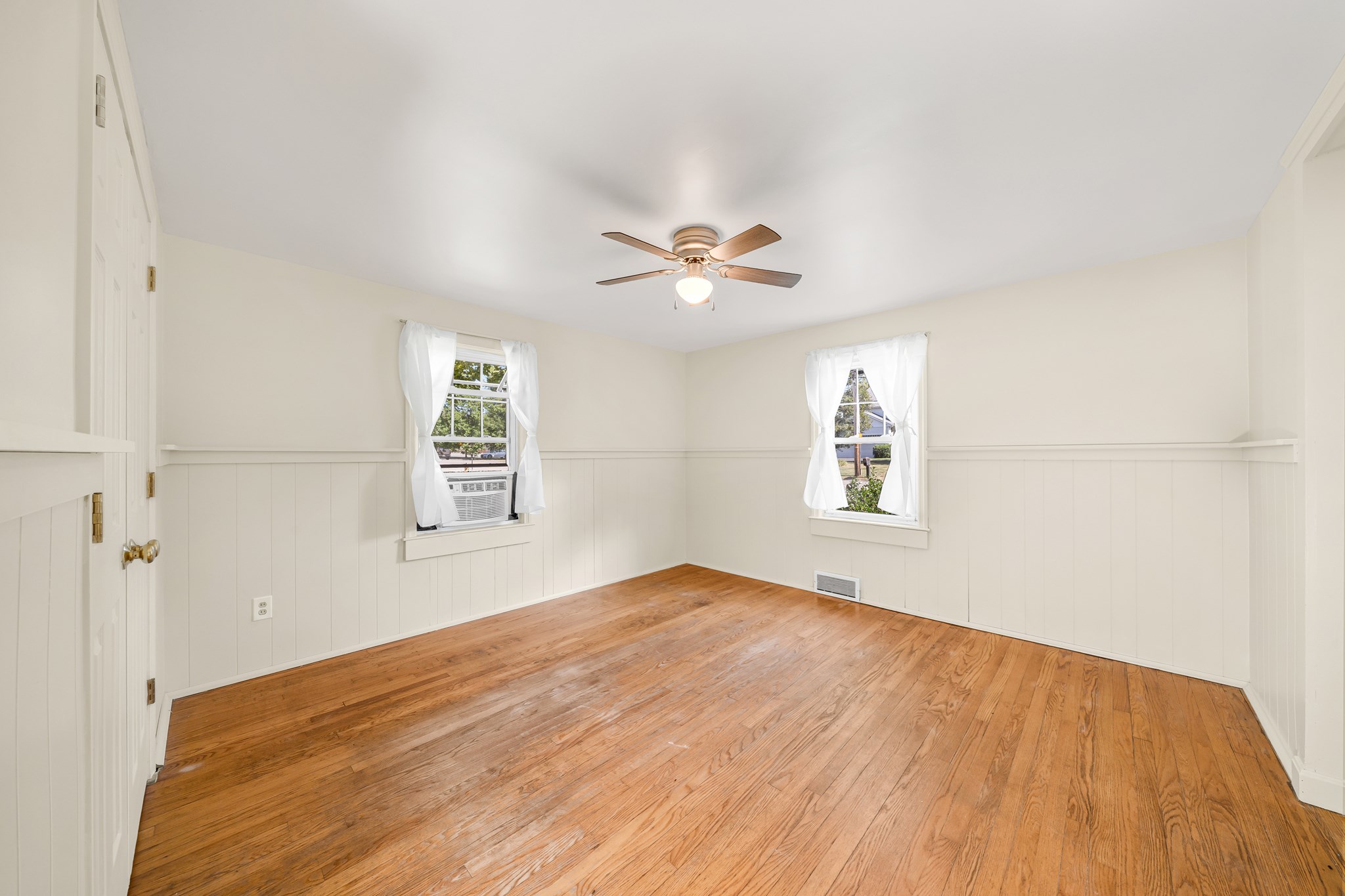 394 Sutton St Property Photo 7