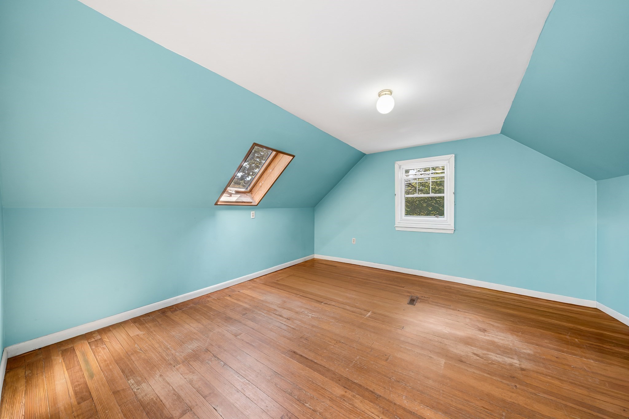 394 Sutton St Property Photo 15