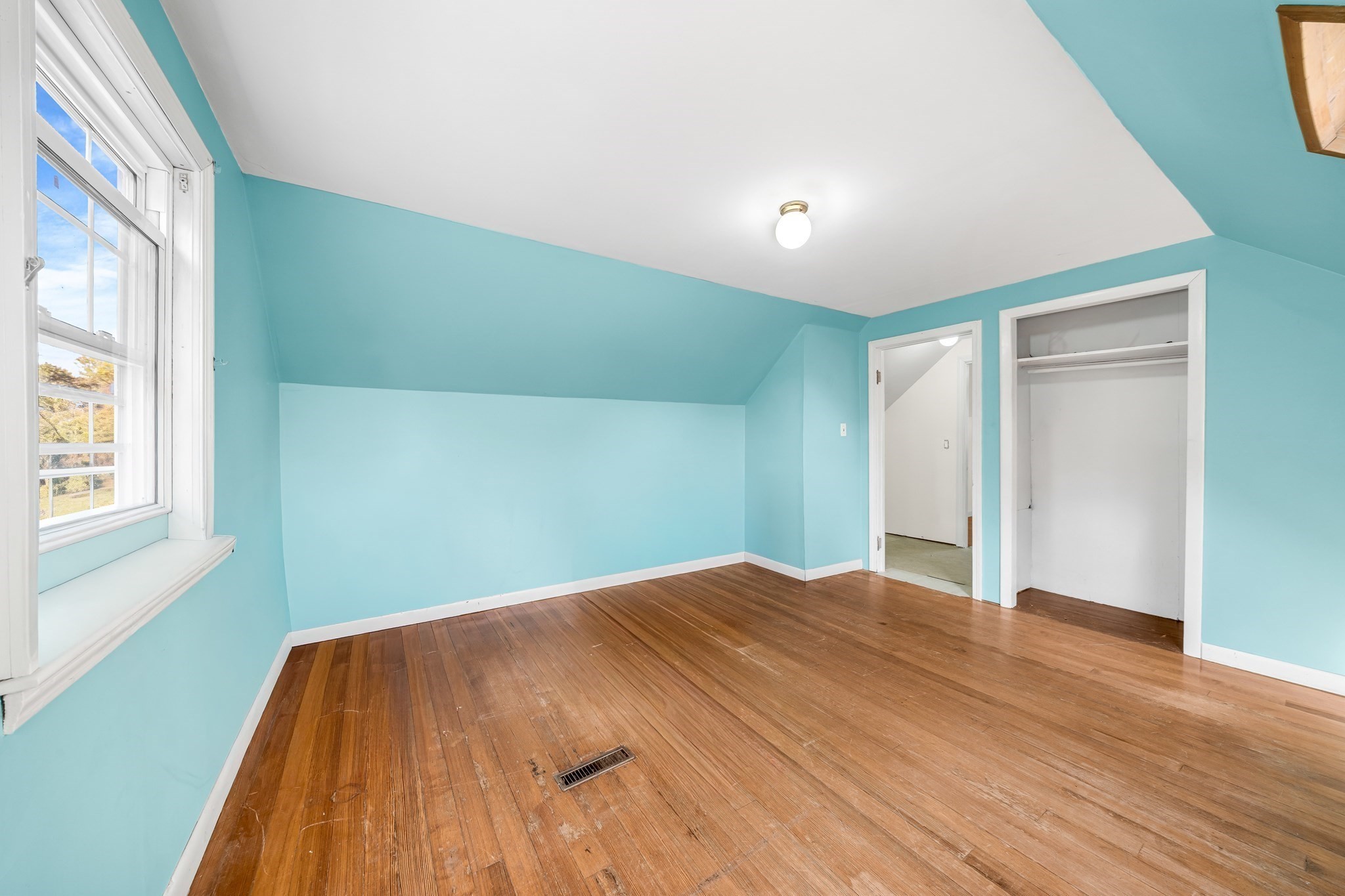 394 Sutton St Property Photo 16