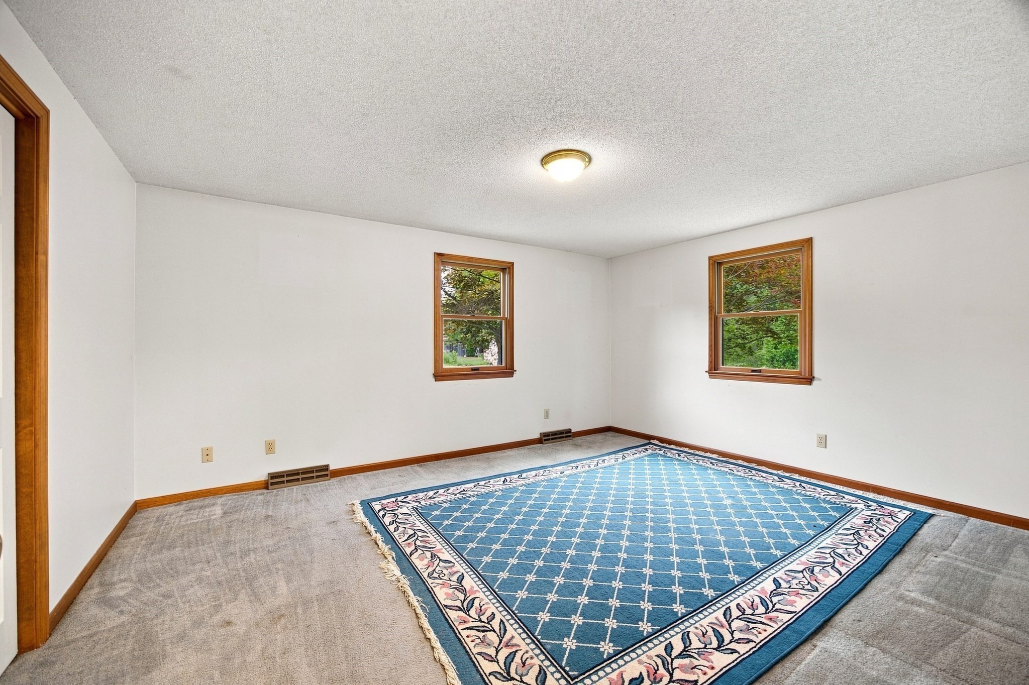 10 Mountianview Street Property Photo 12