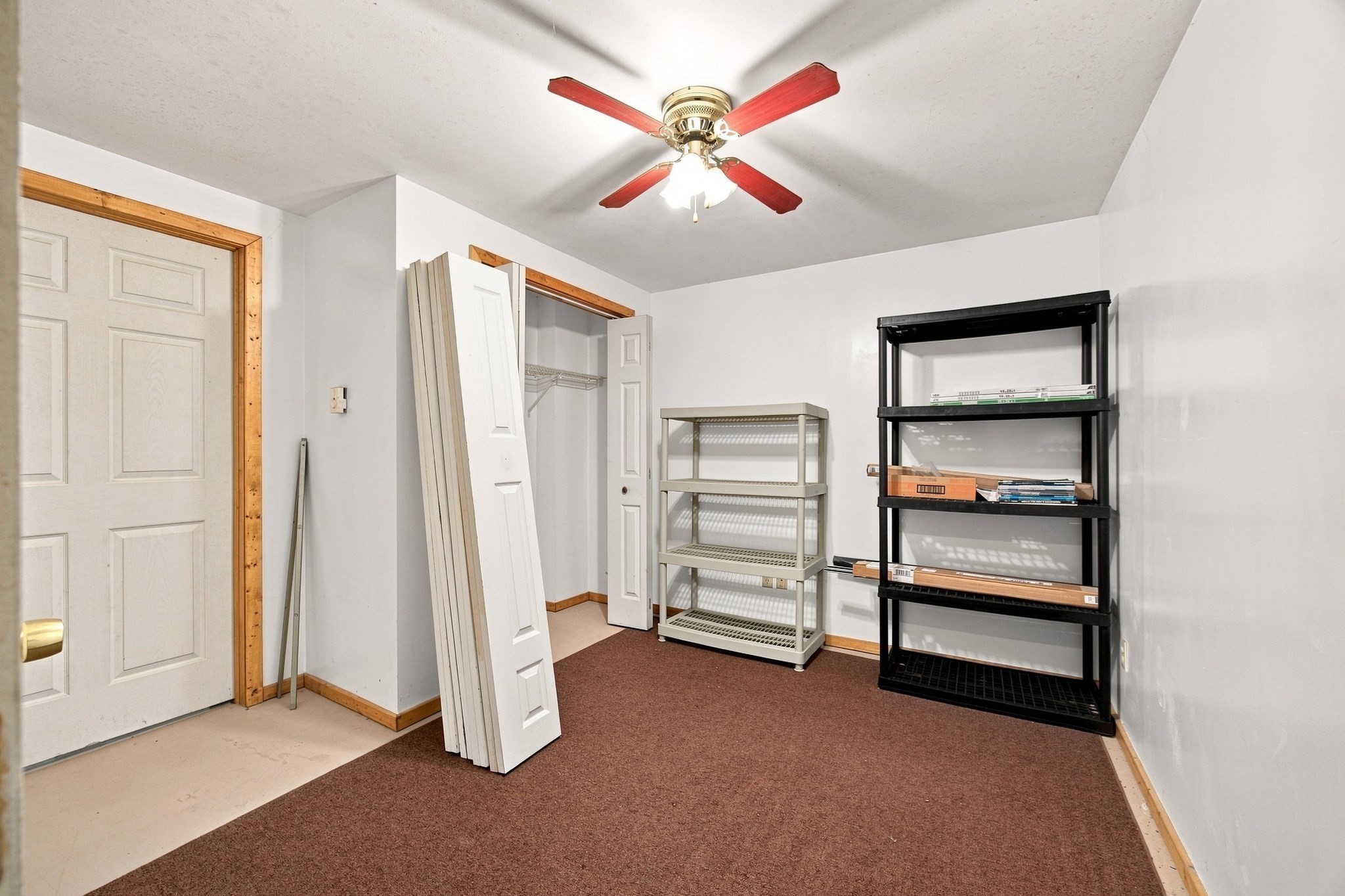 10 Mountianview Street Property Photo 27