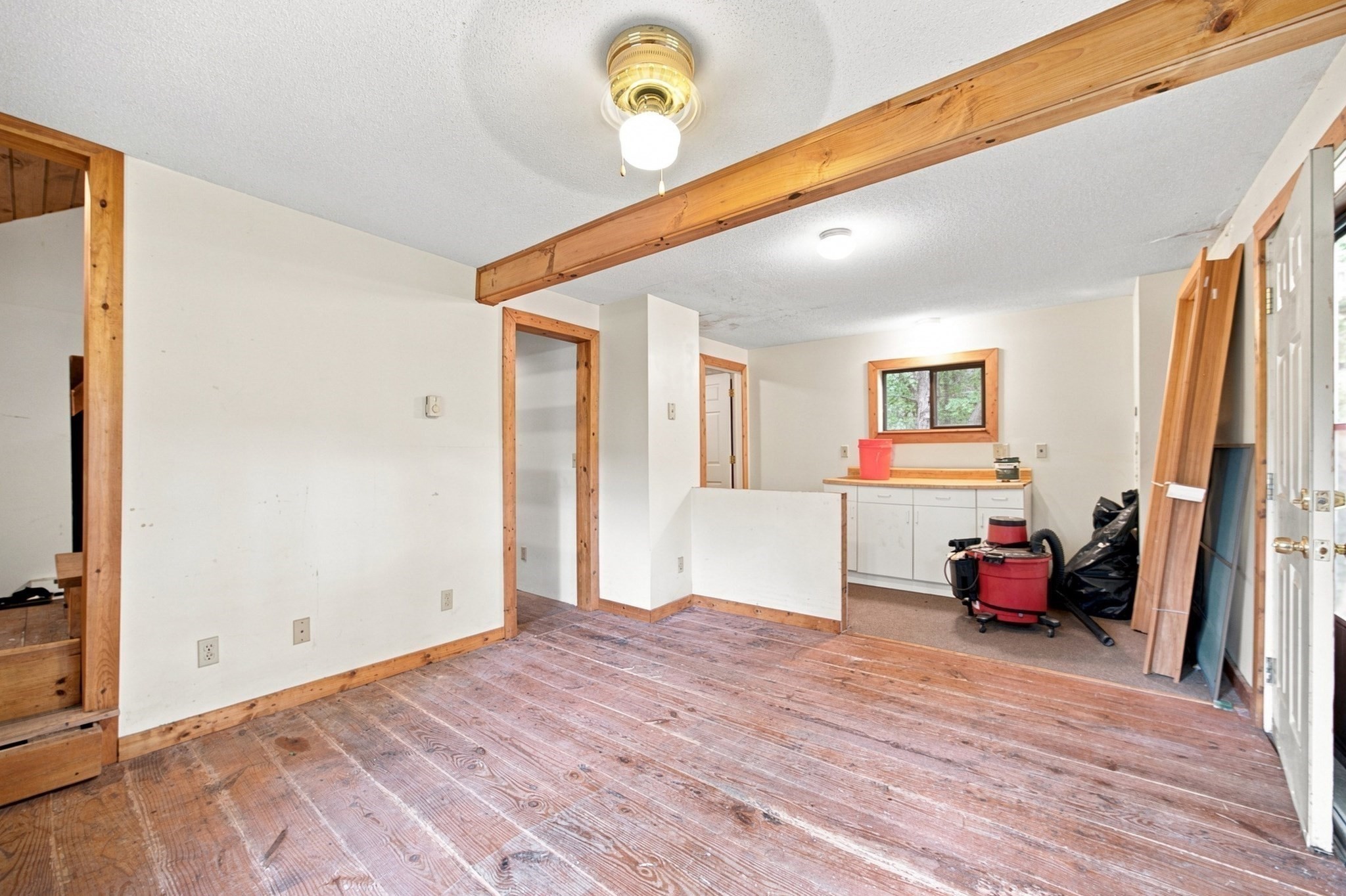 10 Mountianview Street Property Photo 35