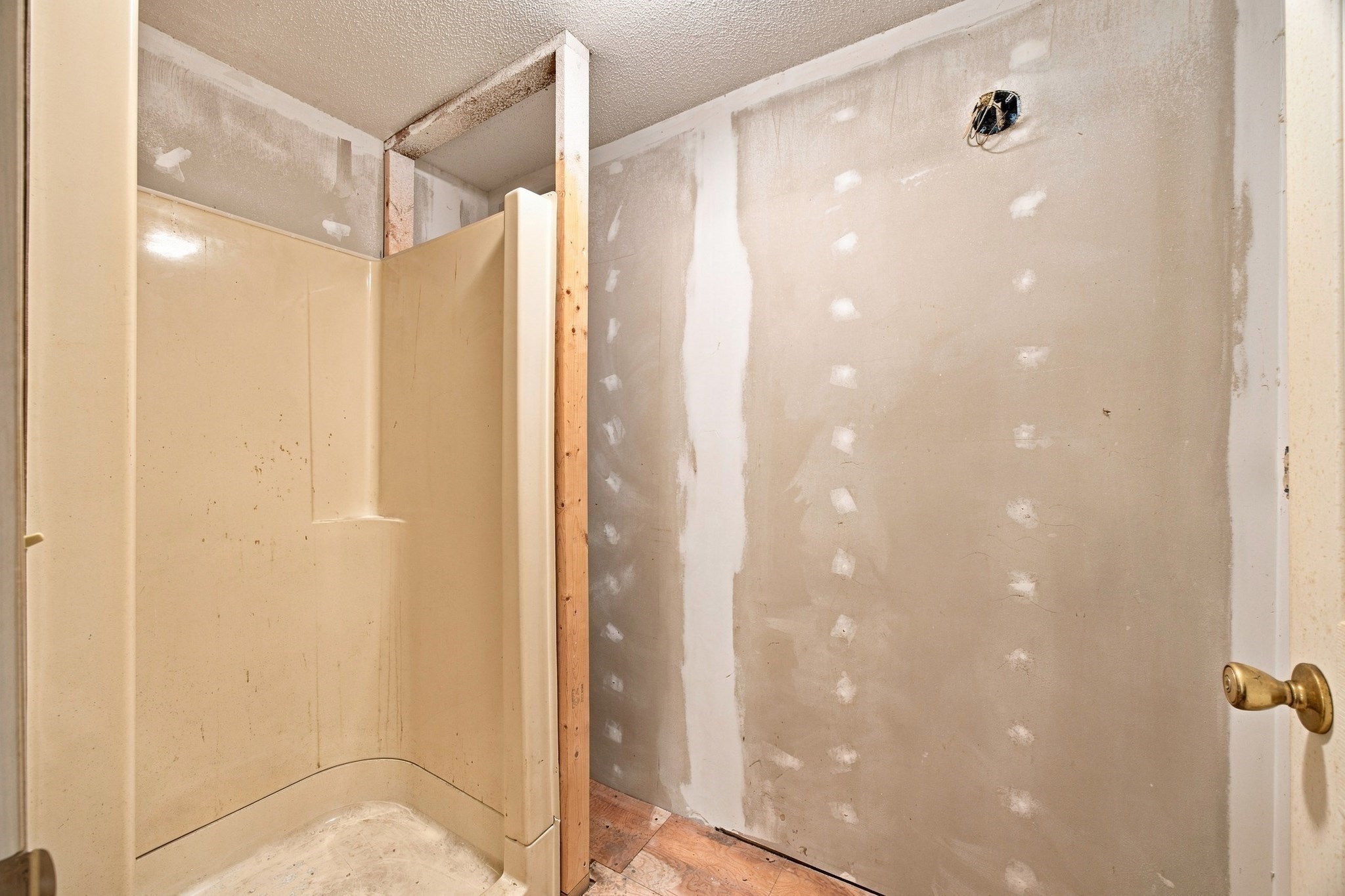 10 Mountianview Street Property Photo 37