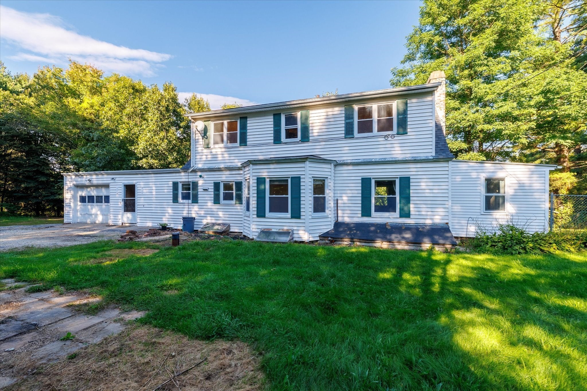 39 Southbridge Rd Property Photo 3