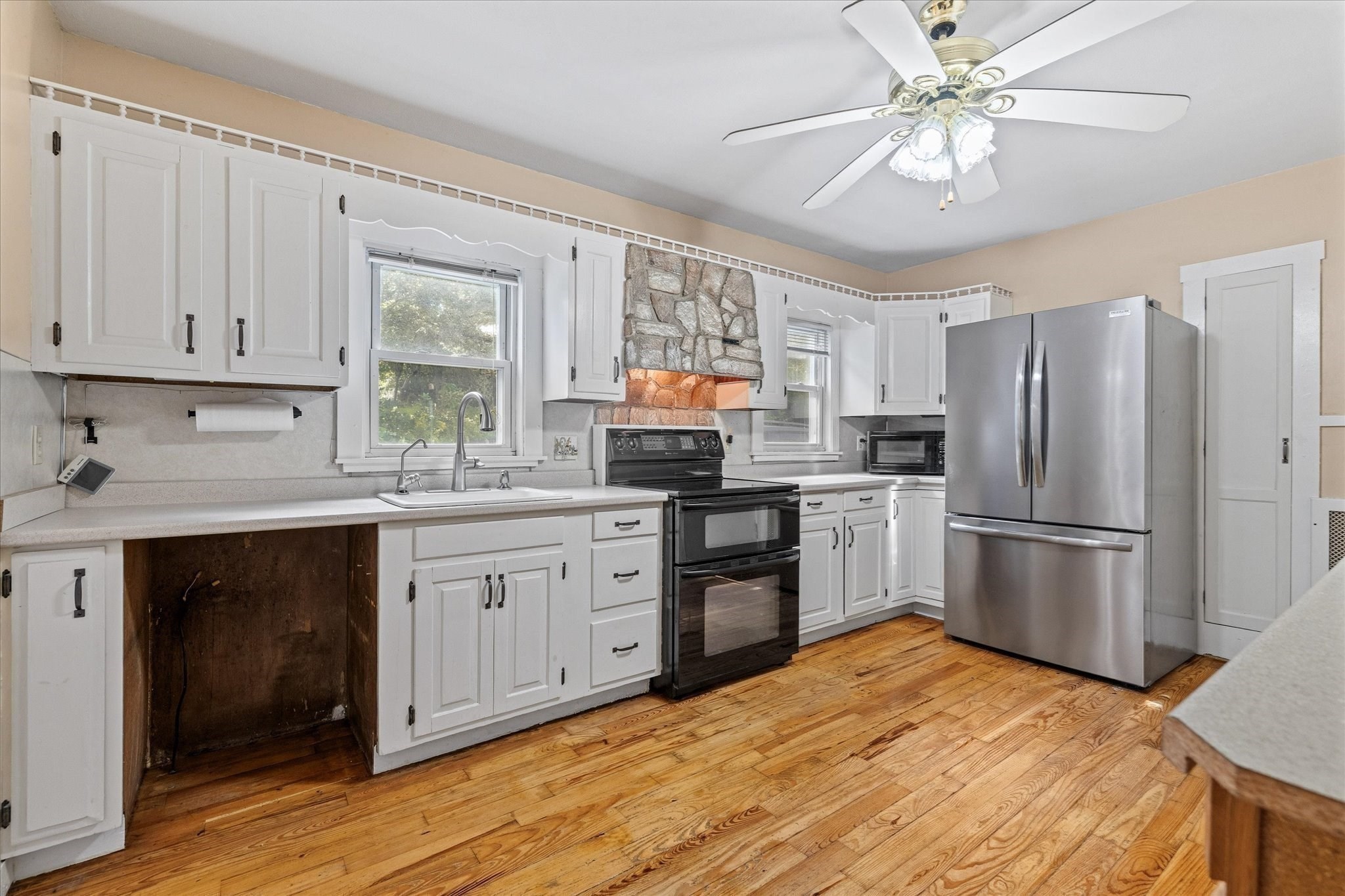39 Southbridge Rd Property Photo 14