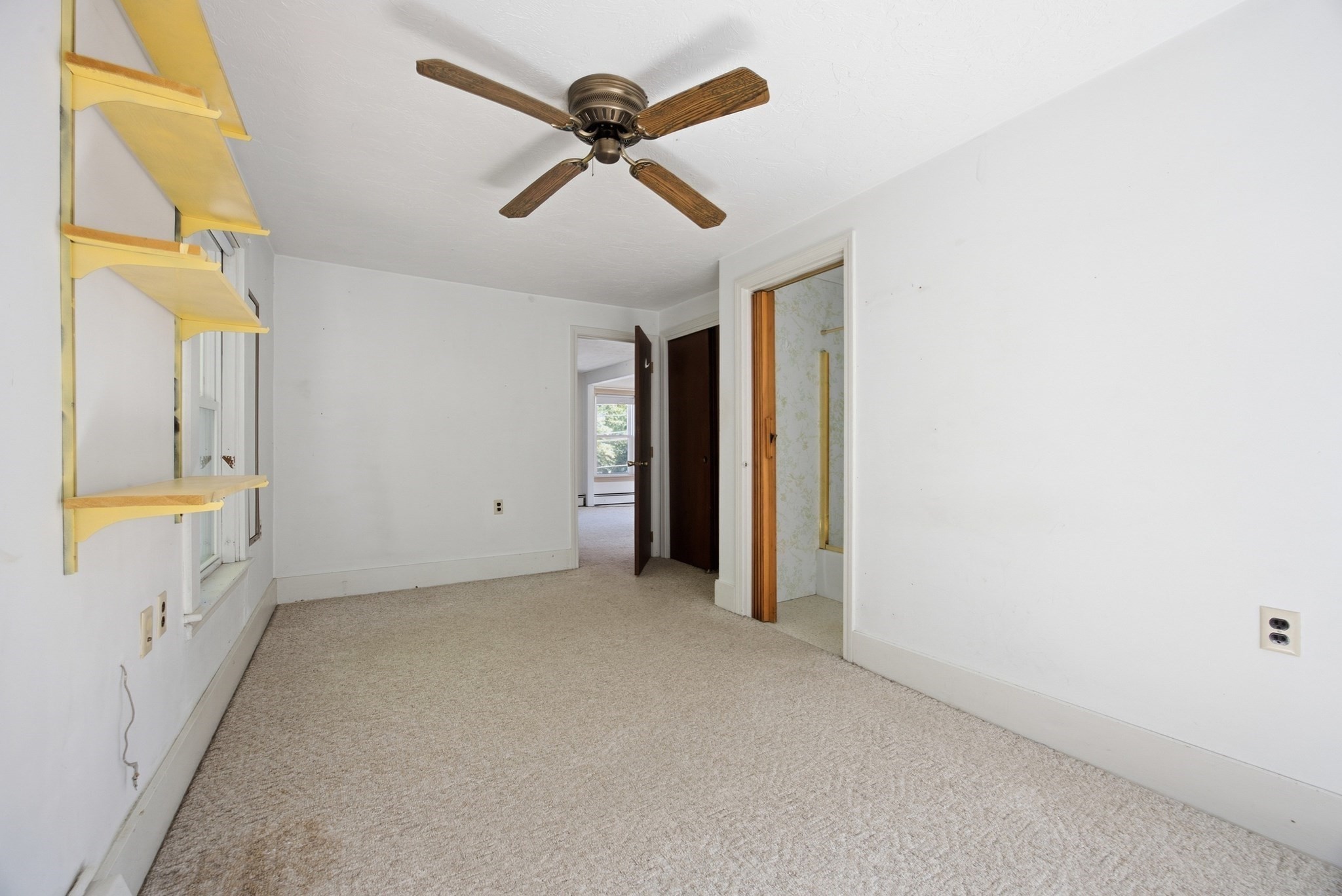 18 Oak St. Property Photo 26