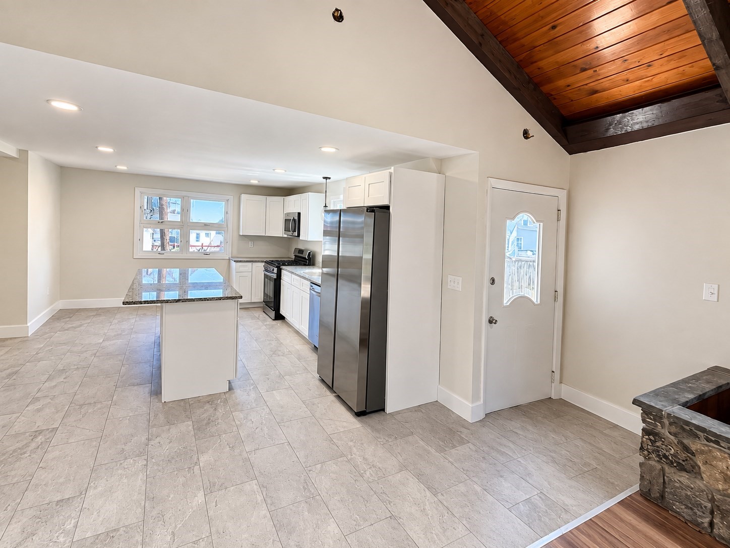 133 State St Property Photo 4