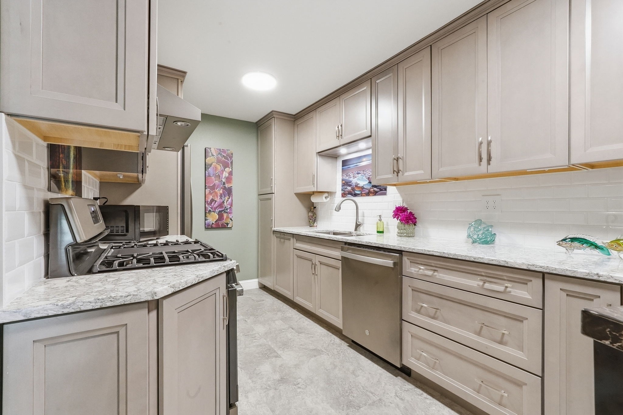 47 Meadowbrook Ln # 47 Property Photo 8