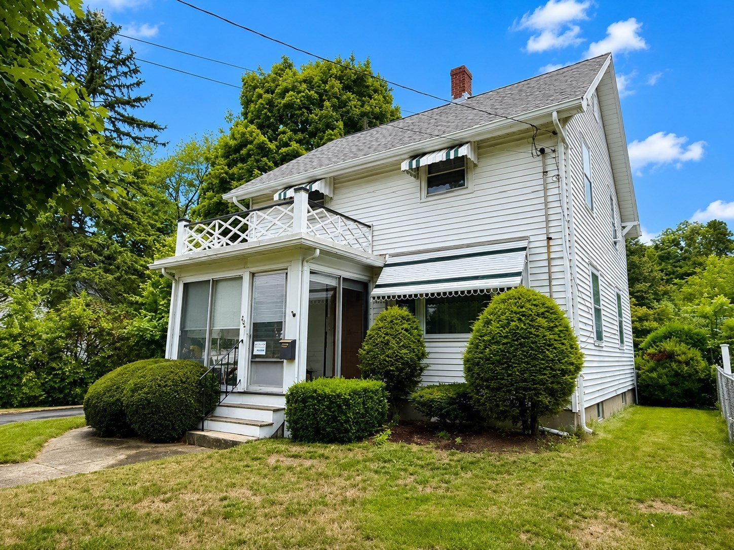 244 Grant St Property Photo 1