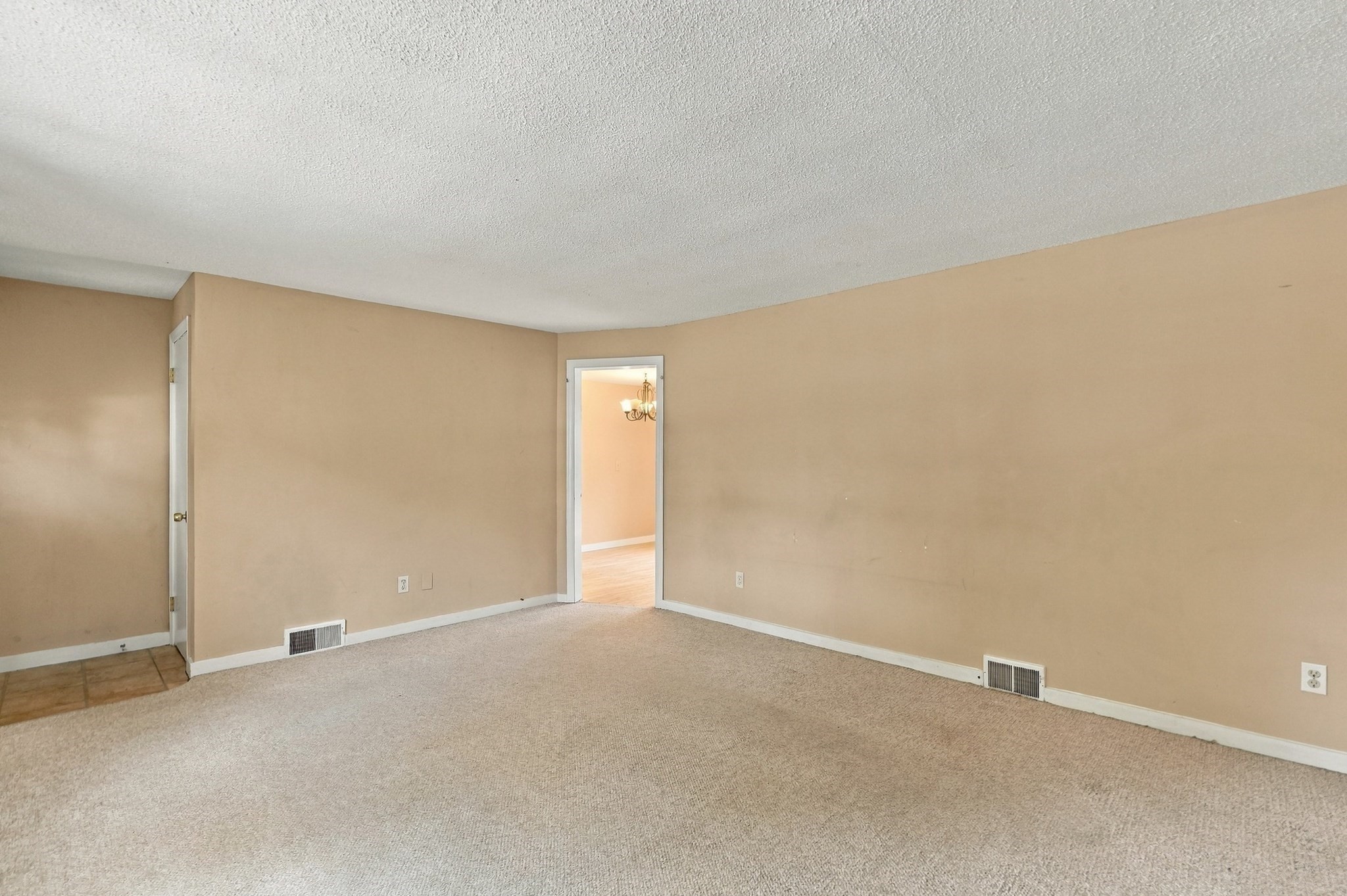9 Spring Terrace Property Photo 6