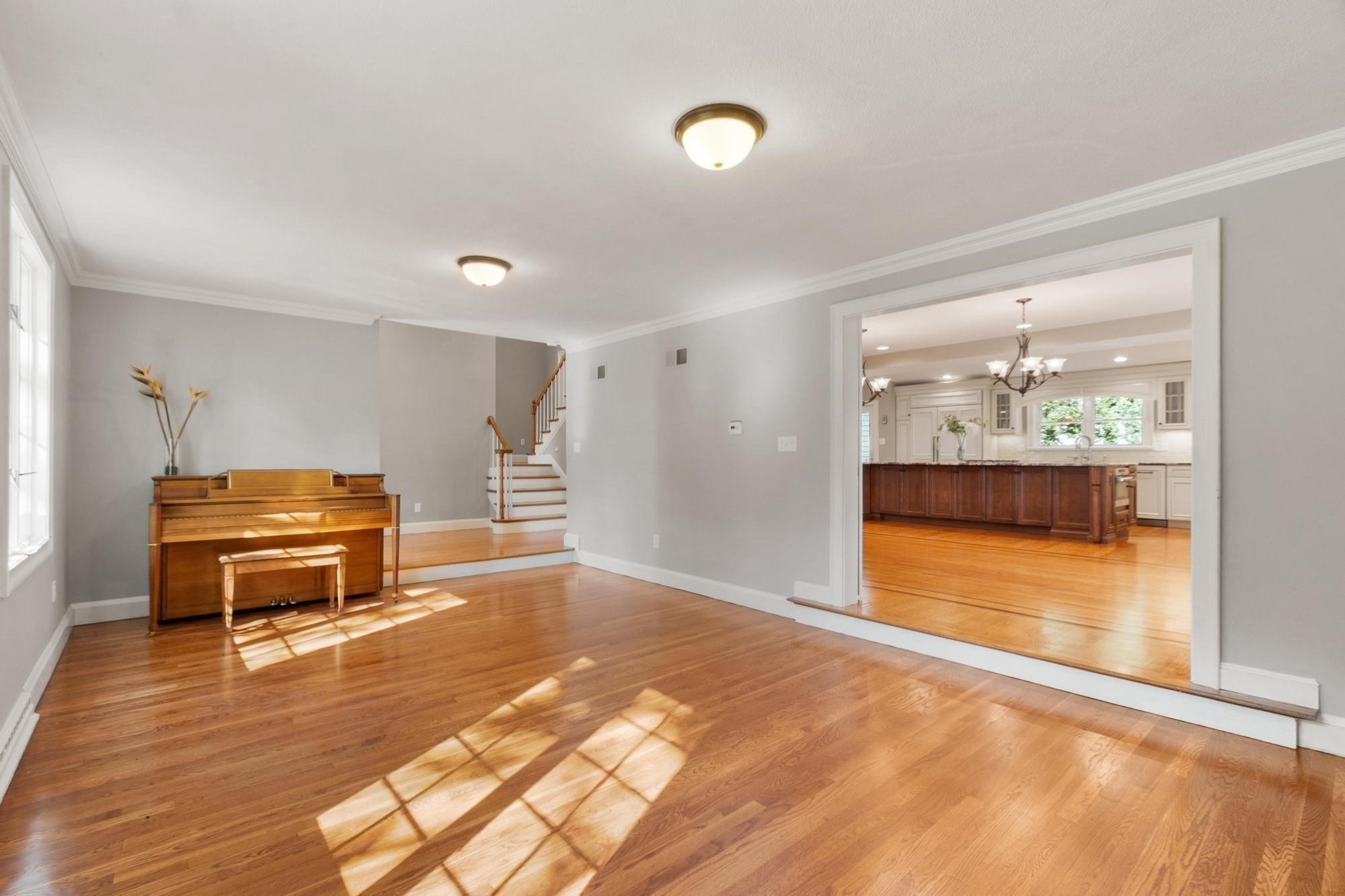 9 Lantern Rd Property Photo 5