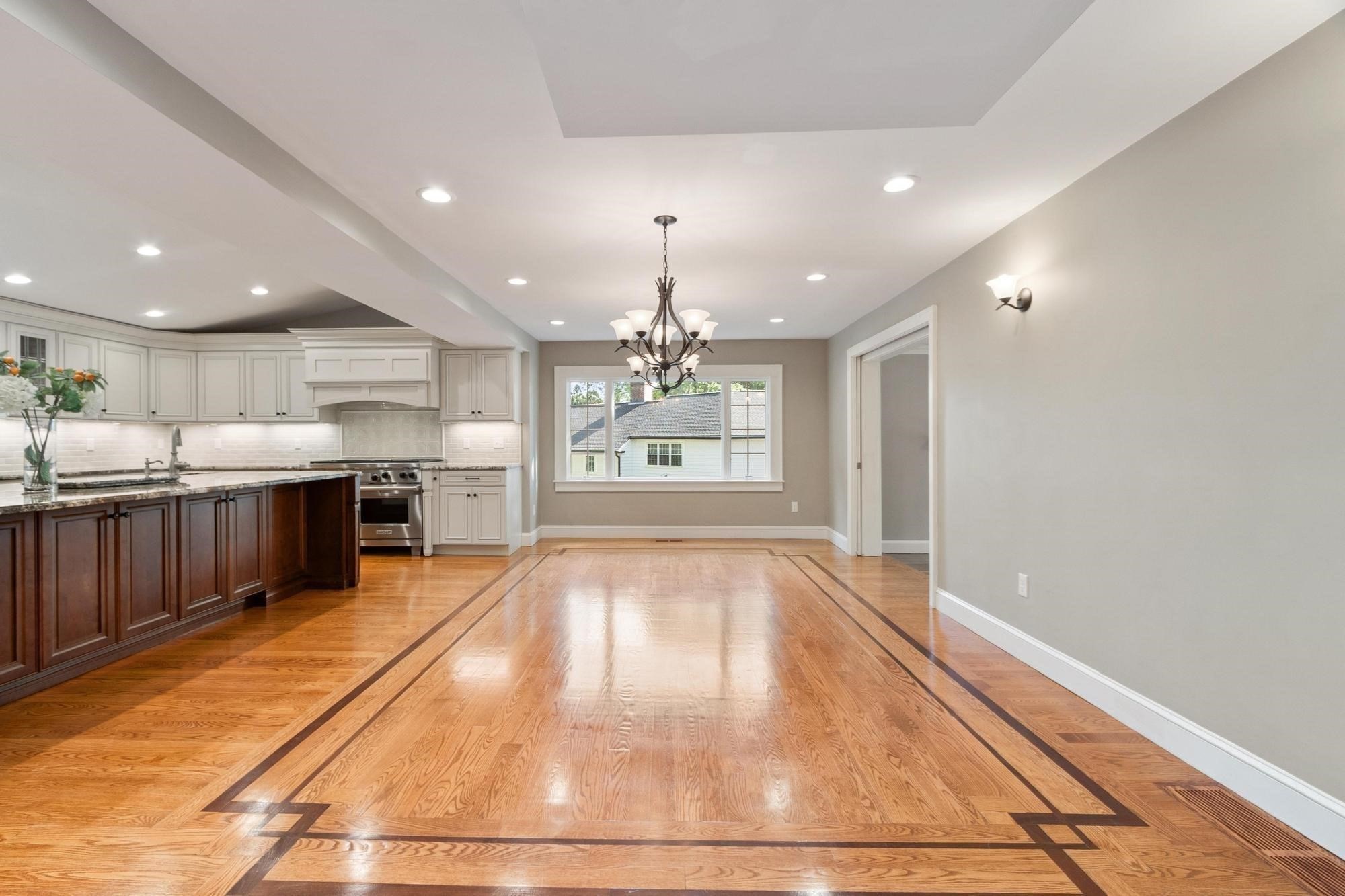9 Lantern Rd Property Photo 7