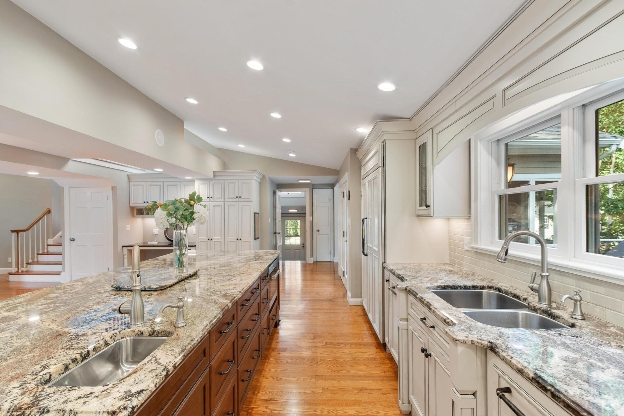 9 Lantern Rd Property Photo 12