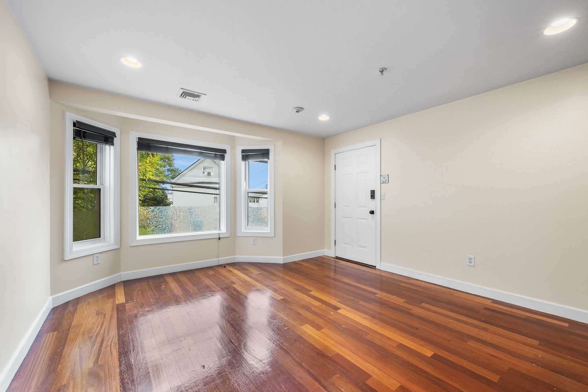 291 Revere St # 6 Property Photo 6