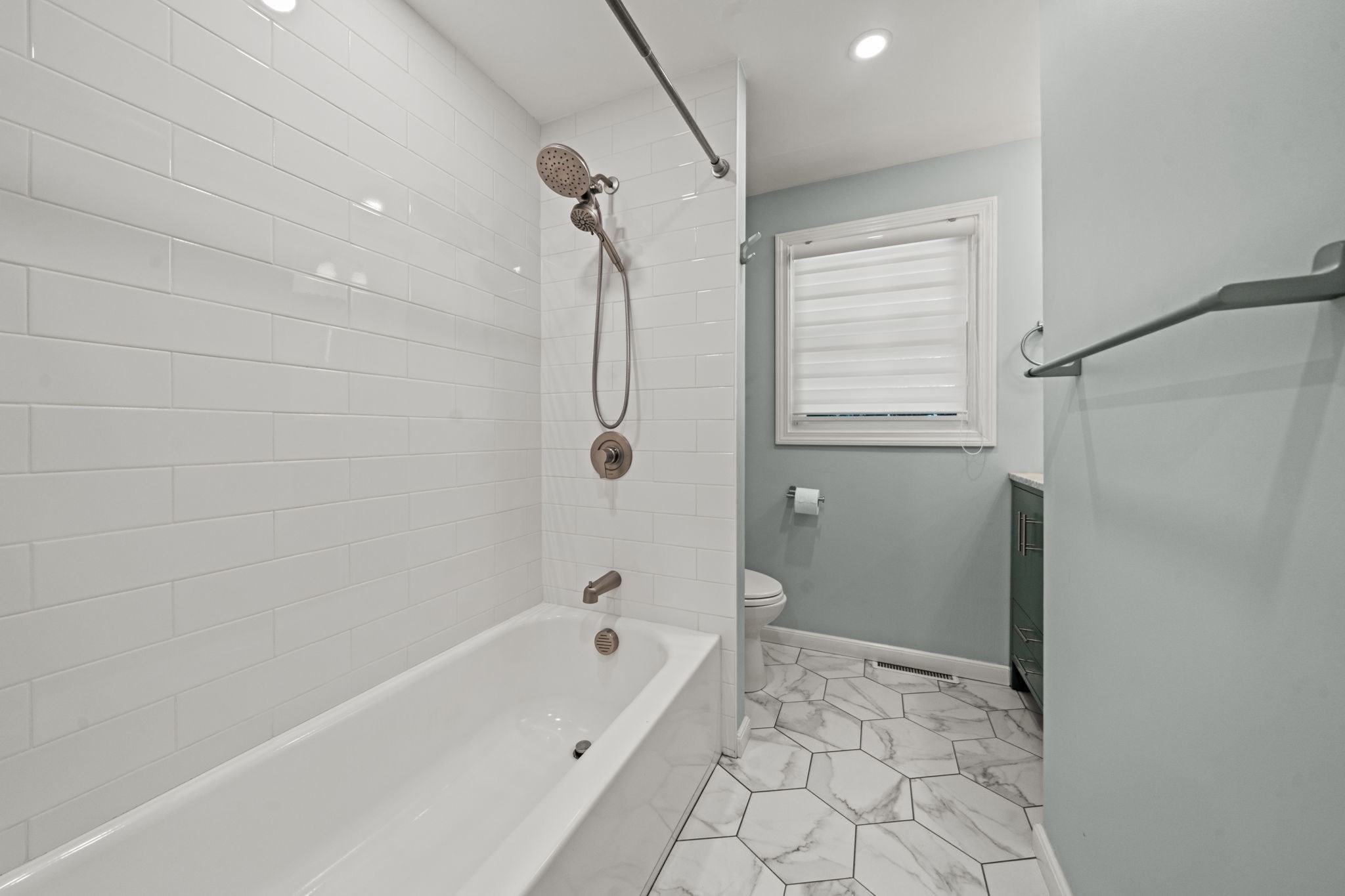 71 Martha Ave Property Photo 23